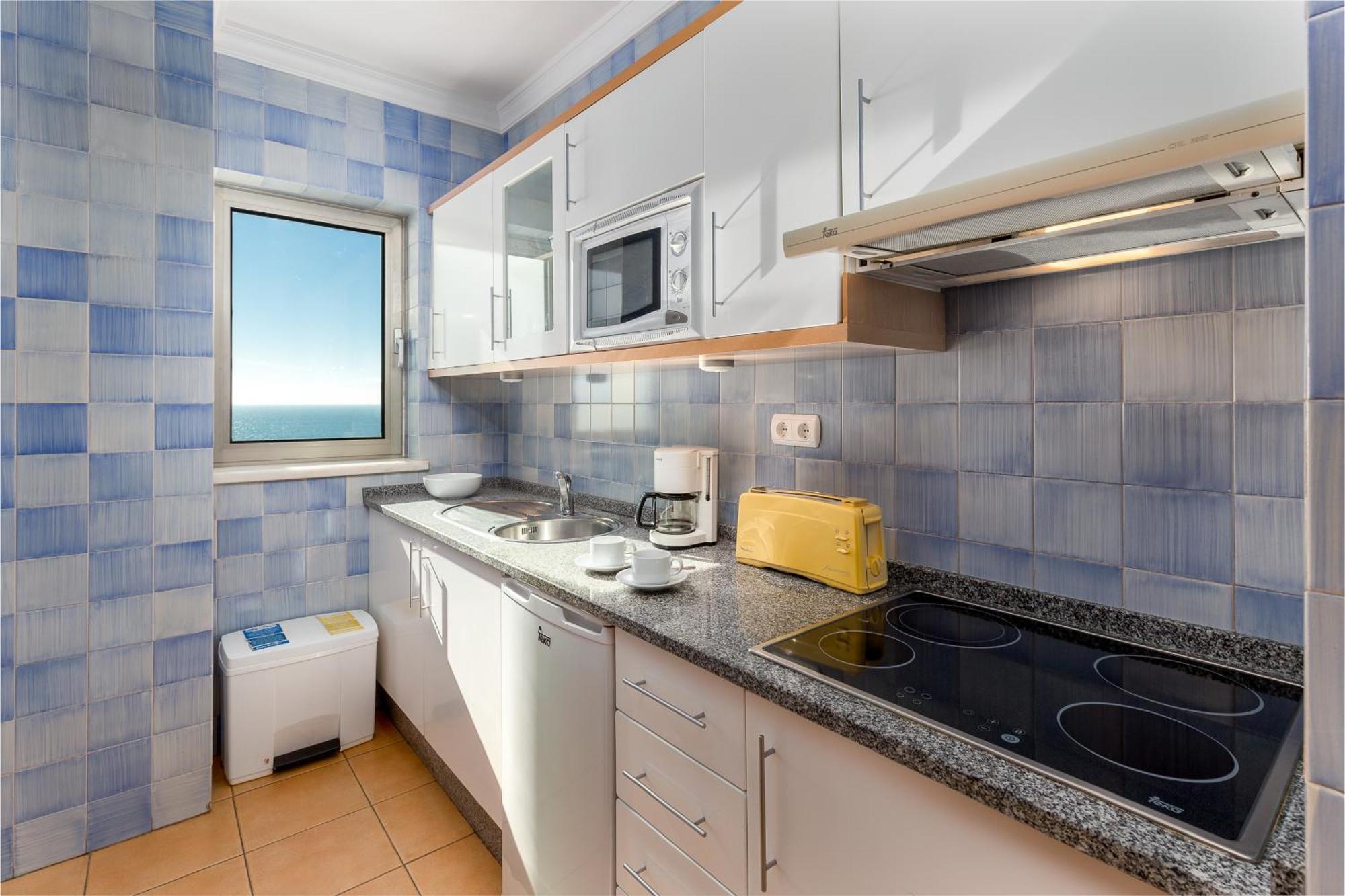 Two-Bedroom Apartment Side Sea View