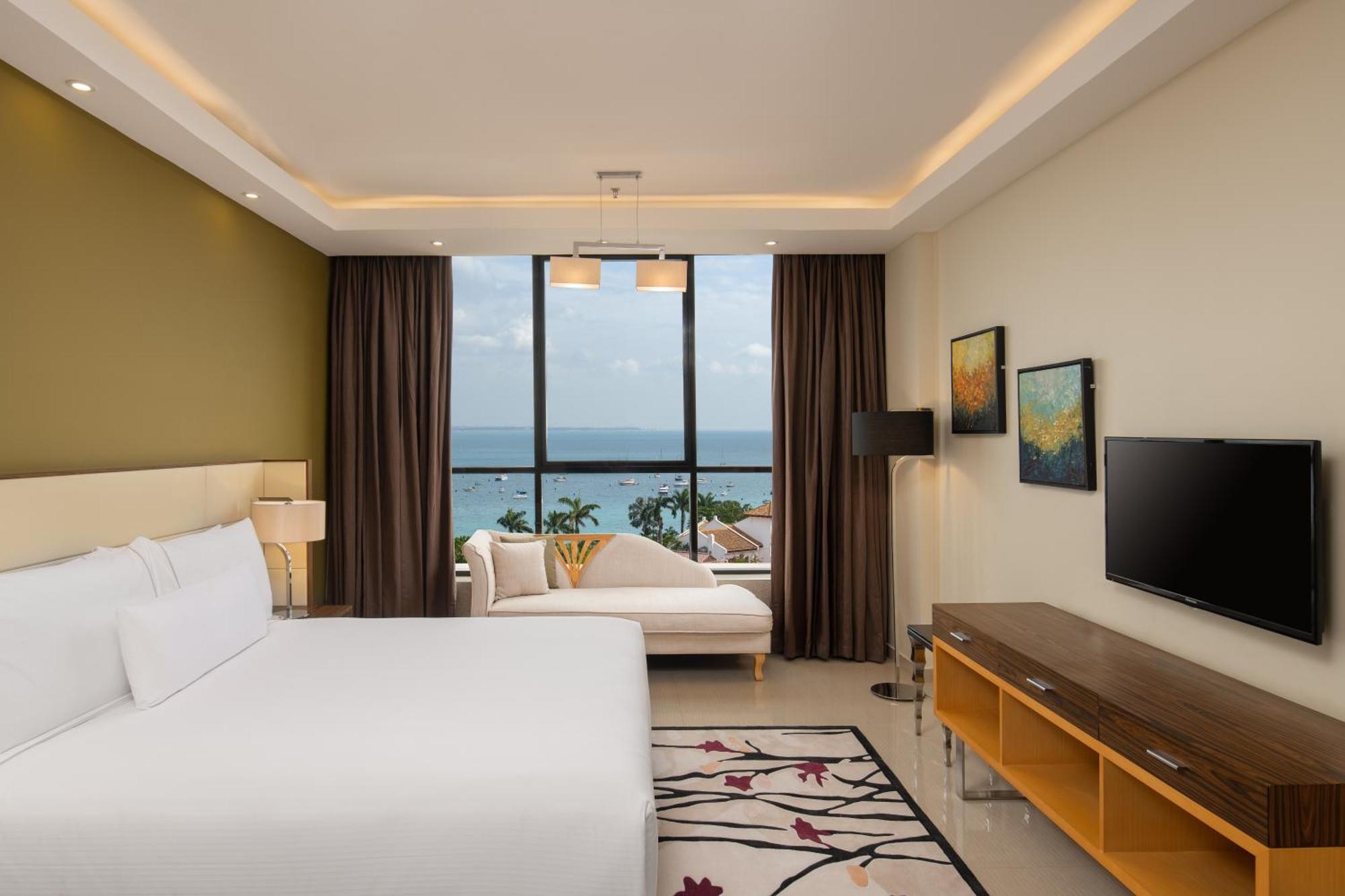 Premier King Apartment