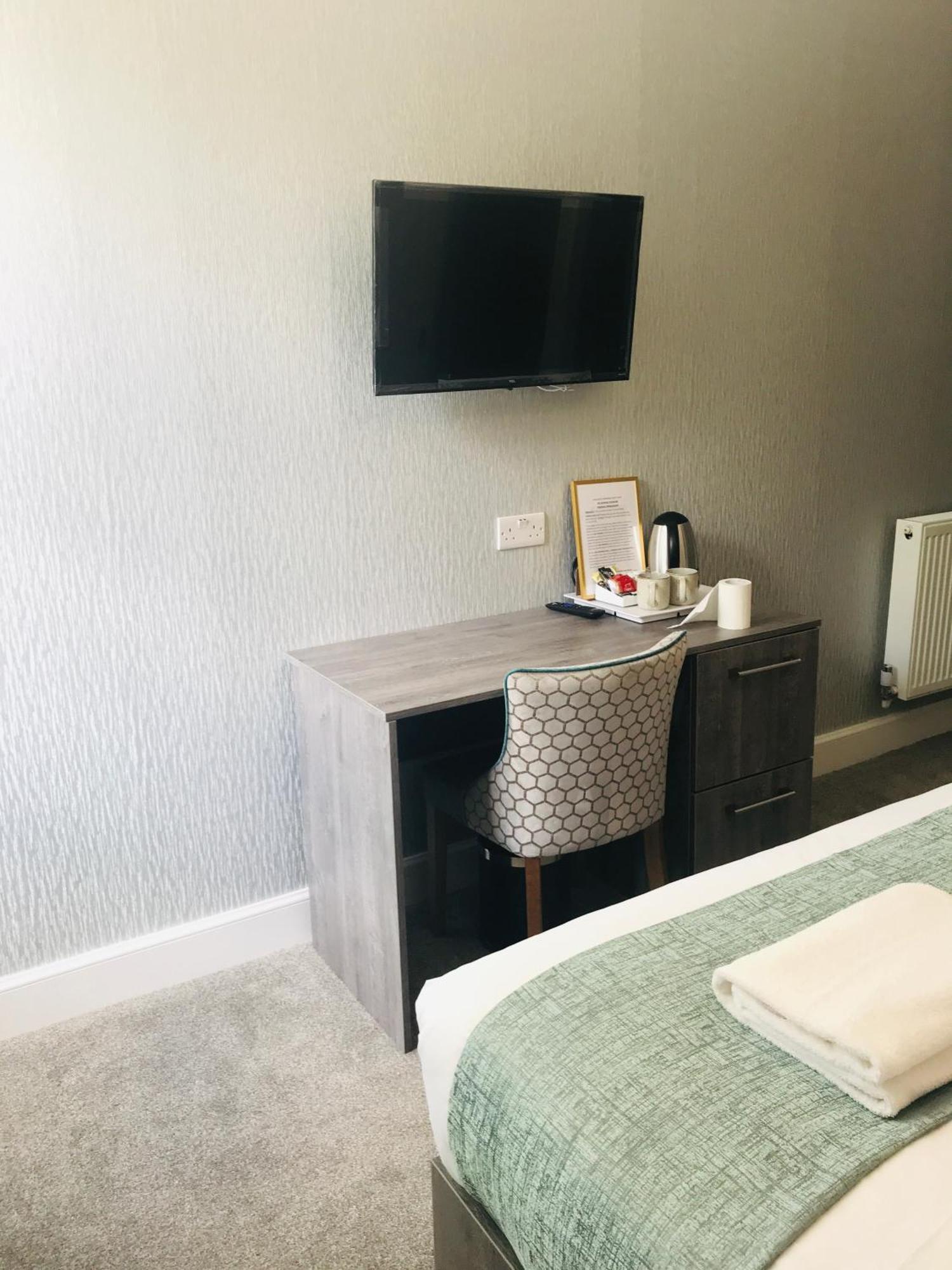 Doppelzimmer mit Gartenblick