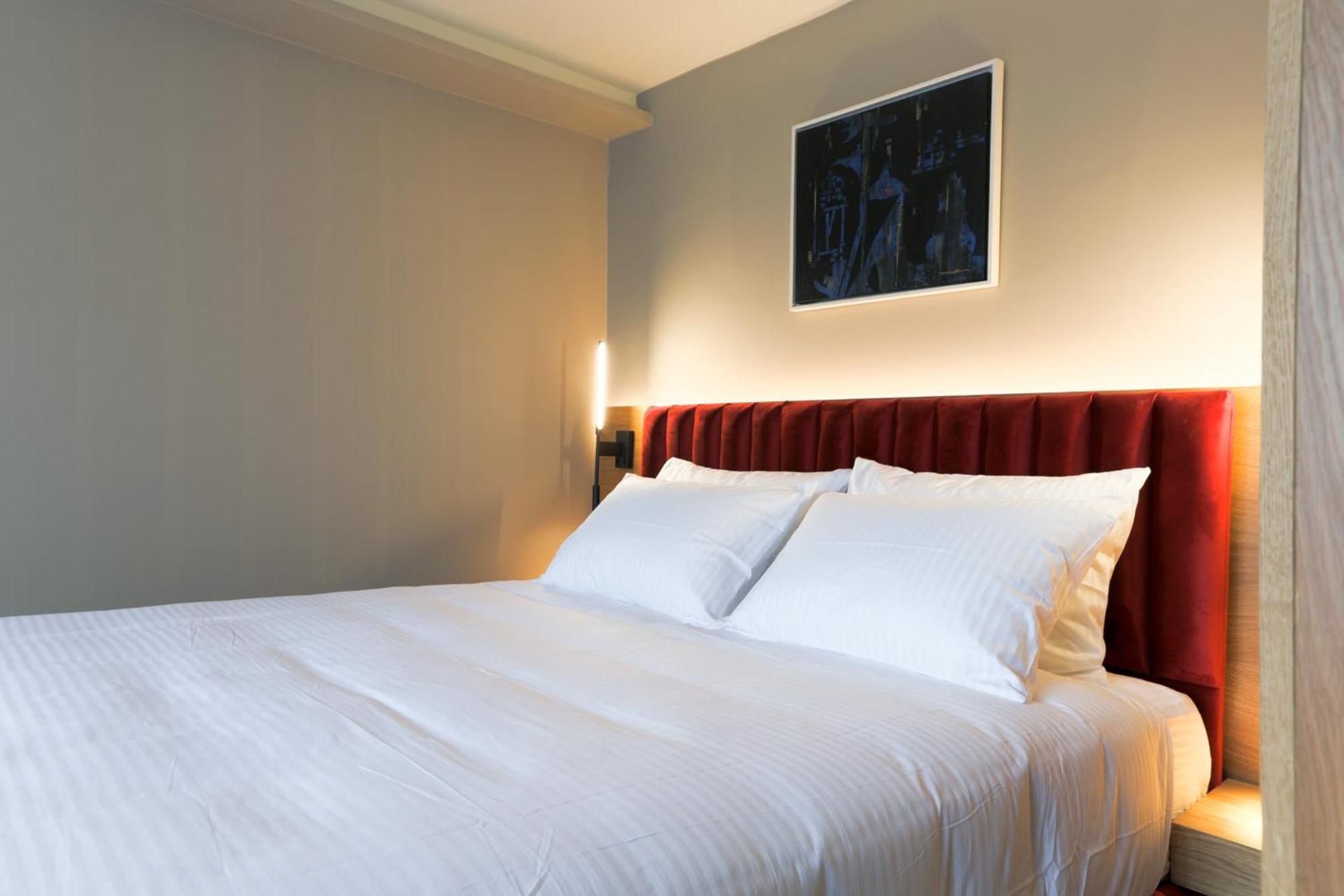 Deluxe Double Room City View