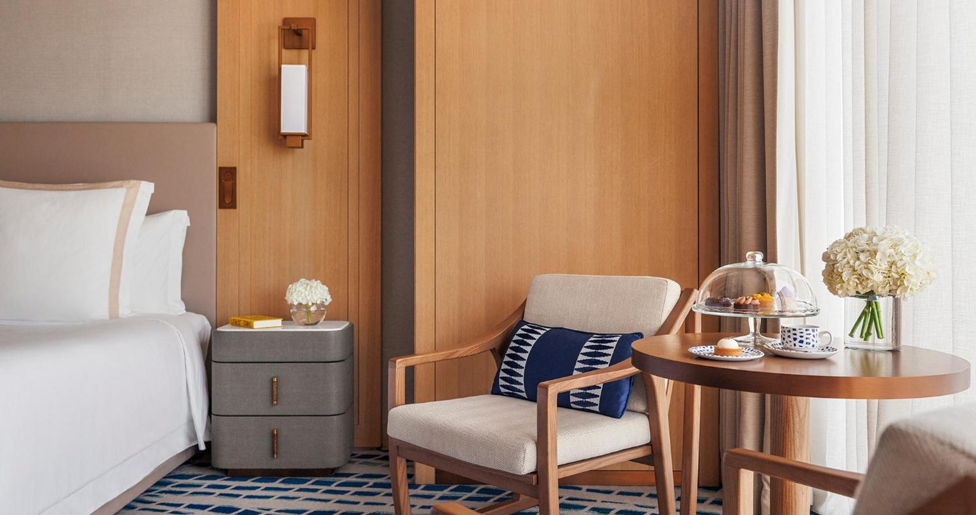 Ocean View Club Room Club privileges Daily & Afternoon Tea Evening Drinks & Canapes