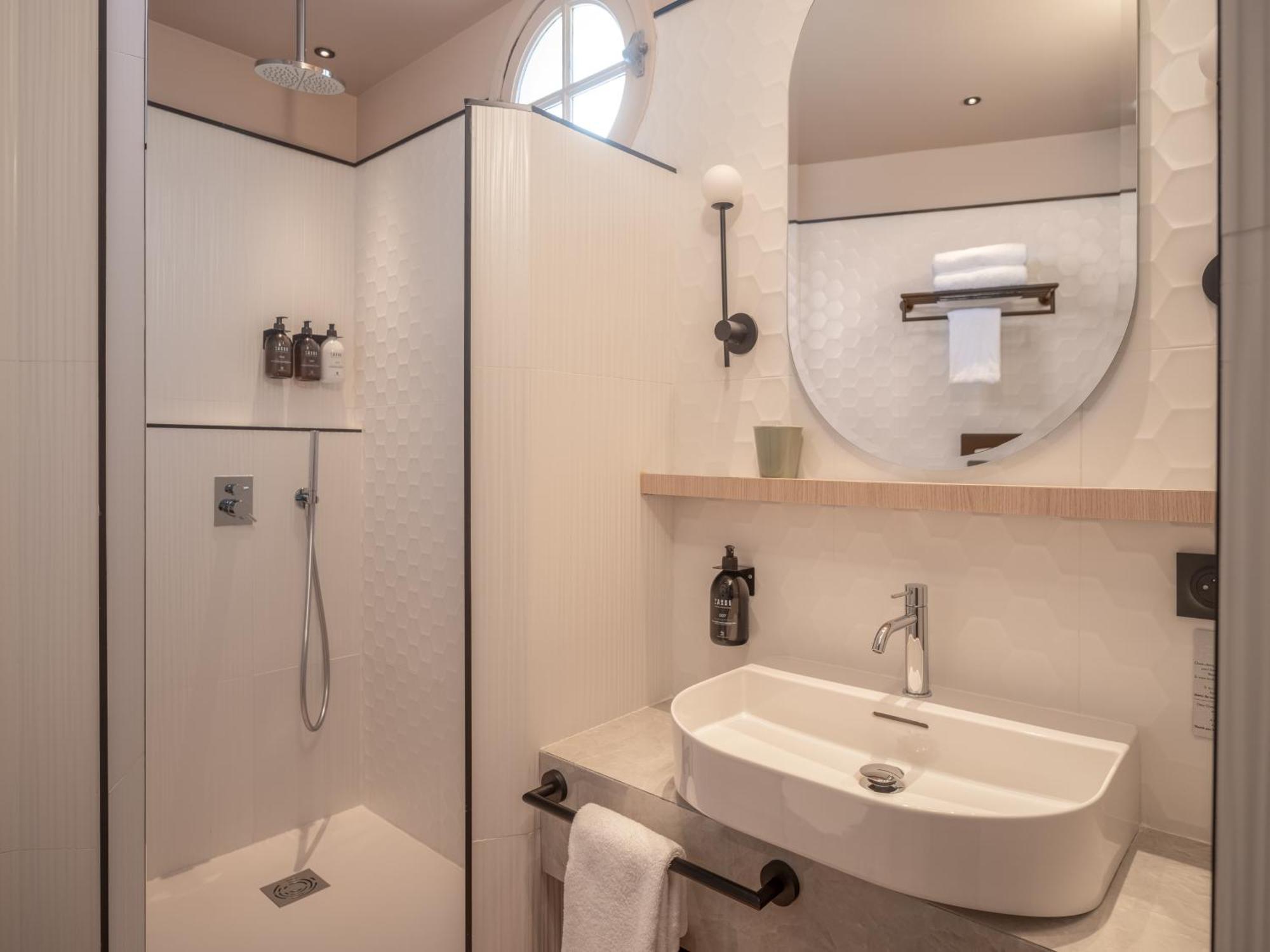 Executive Triple Room 3 Single Beds