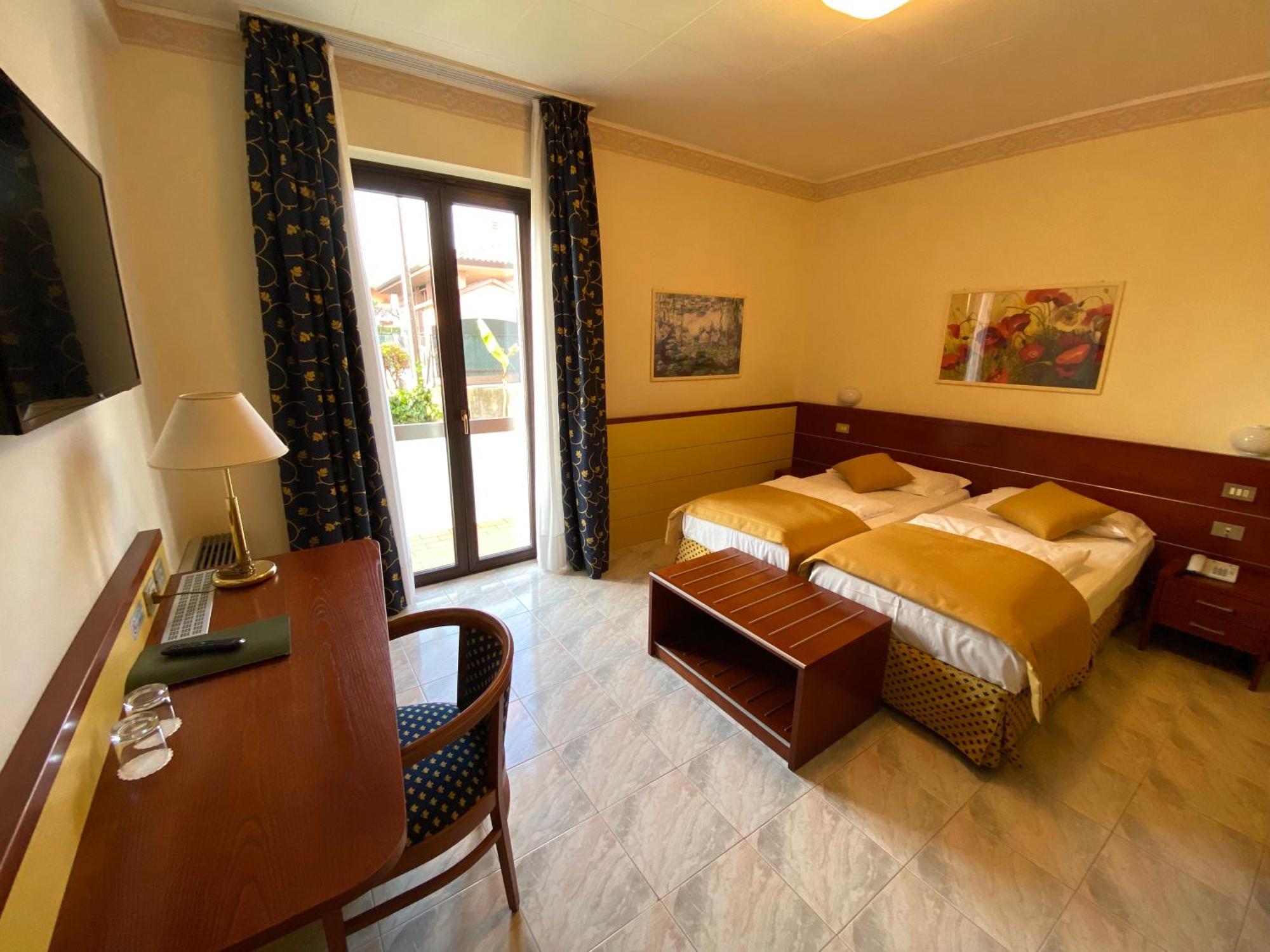 Double or Twin Room Balcony Partial Lake View Annex