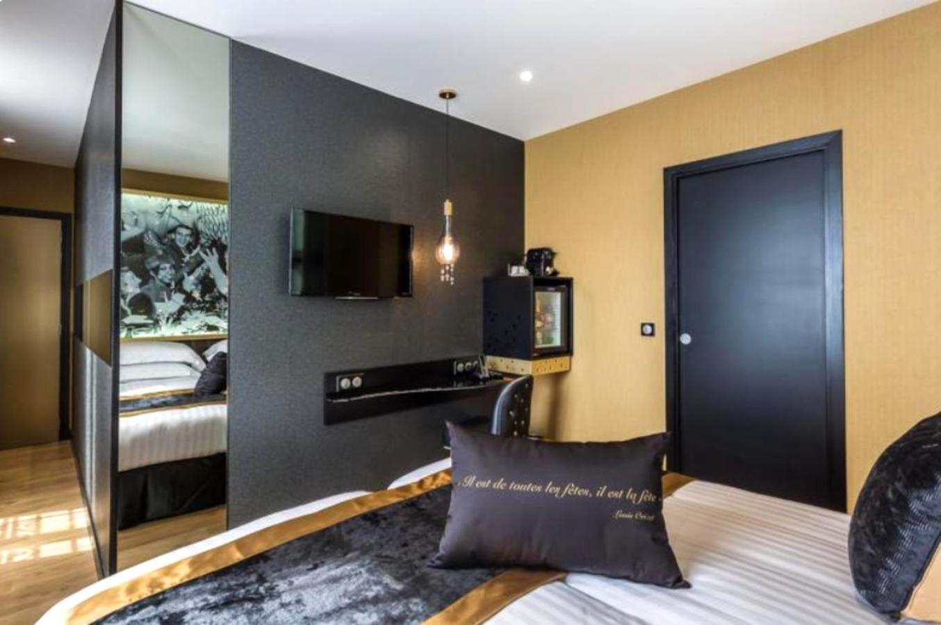 Quarto Superior com Cama de Casal ou 2 de Solteiro
