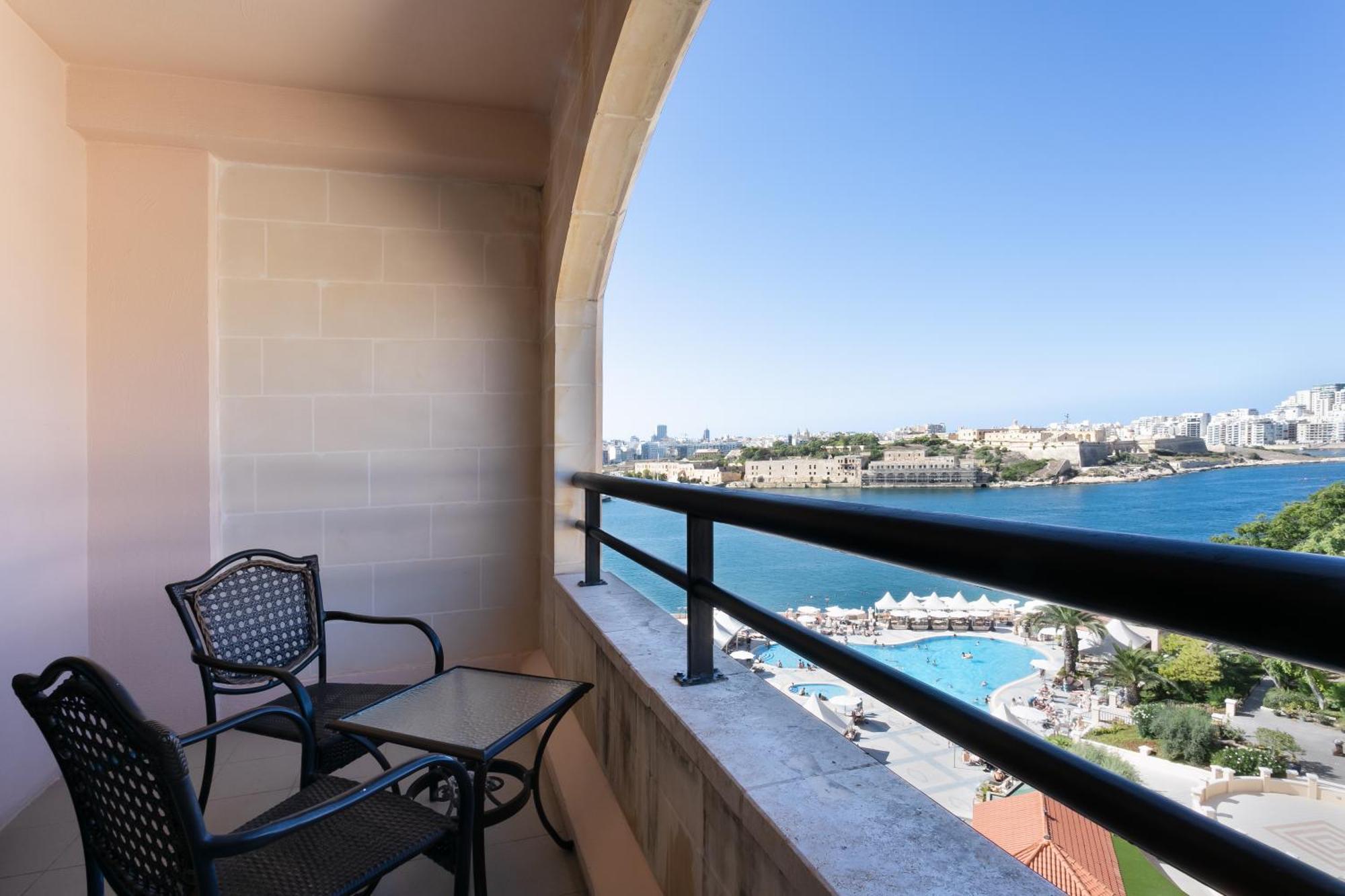 Deluxe Double or Twin Room Partial Sea View