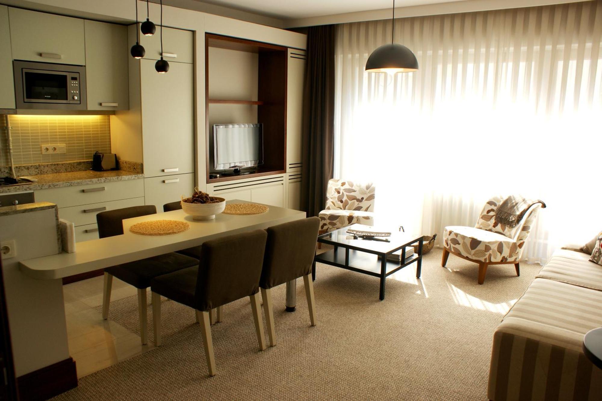 Junior Apartment