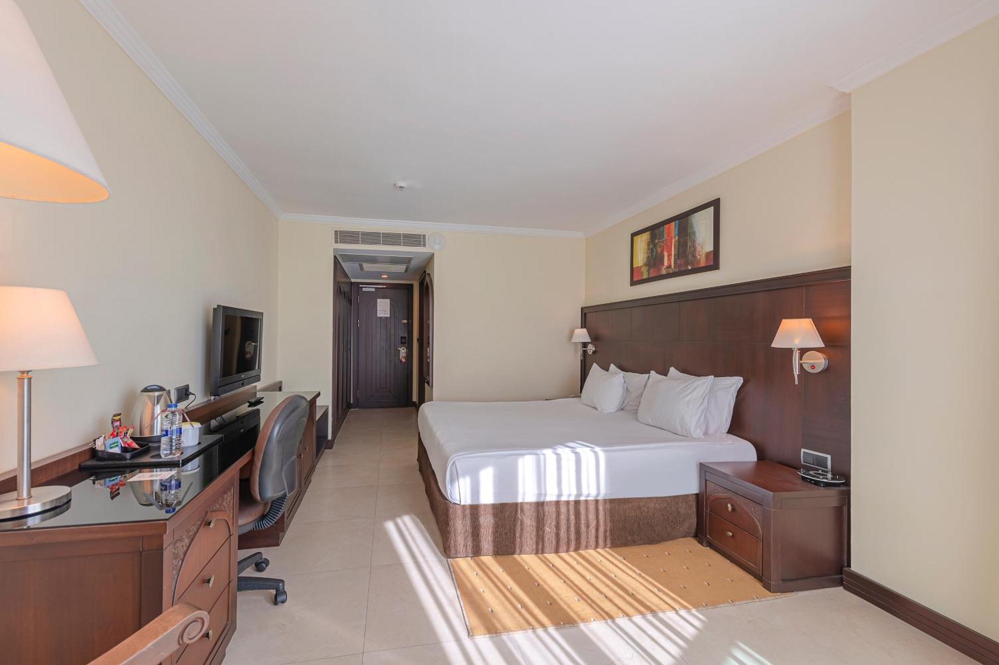 Standard Room,1274965810:JPEG