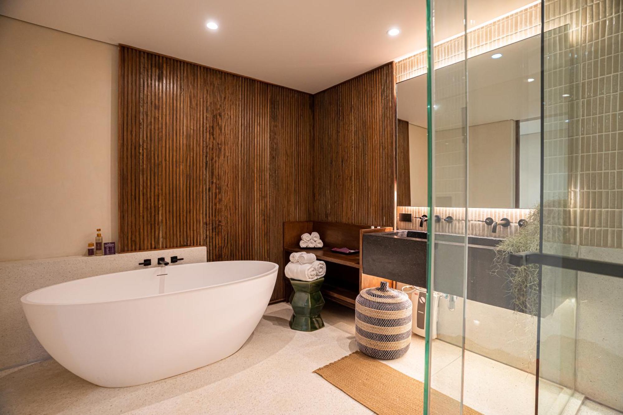 LUX Jacuzzi Suite Unlimited 24-Hour Water Shuttle Service
