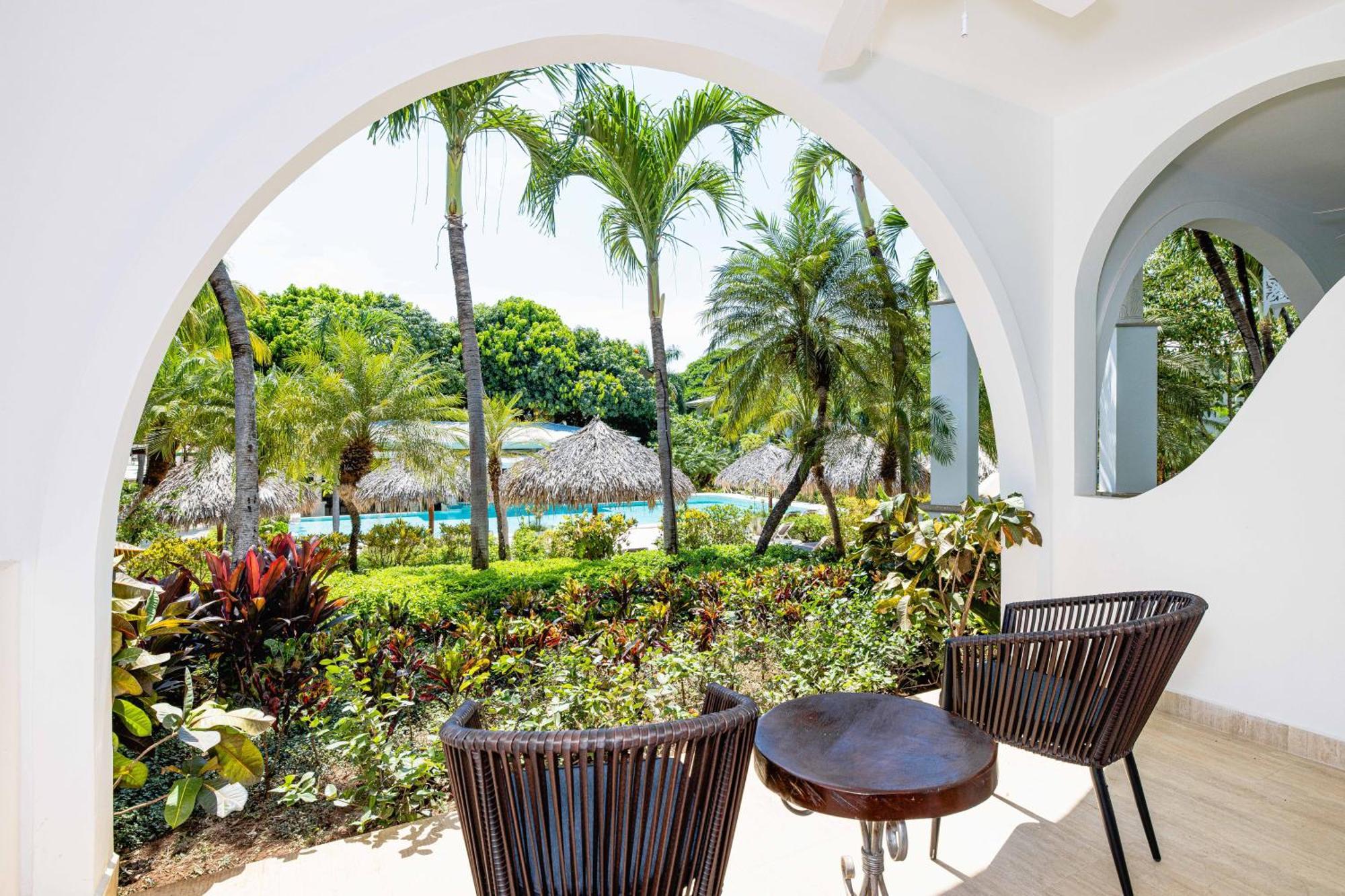 Tropicana Pool View Full Beds Adults Only