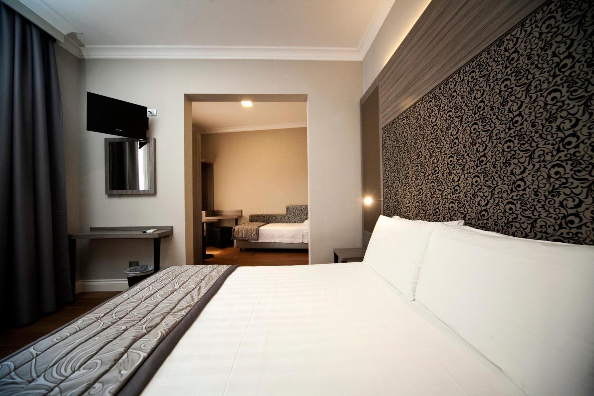 Triple Room Private Bathroom