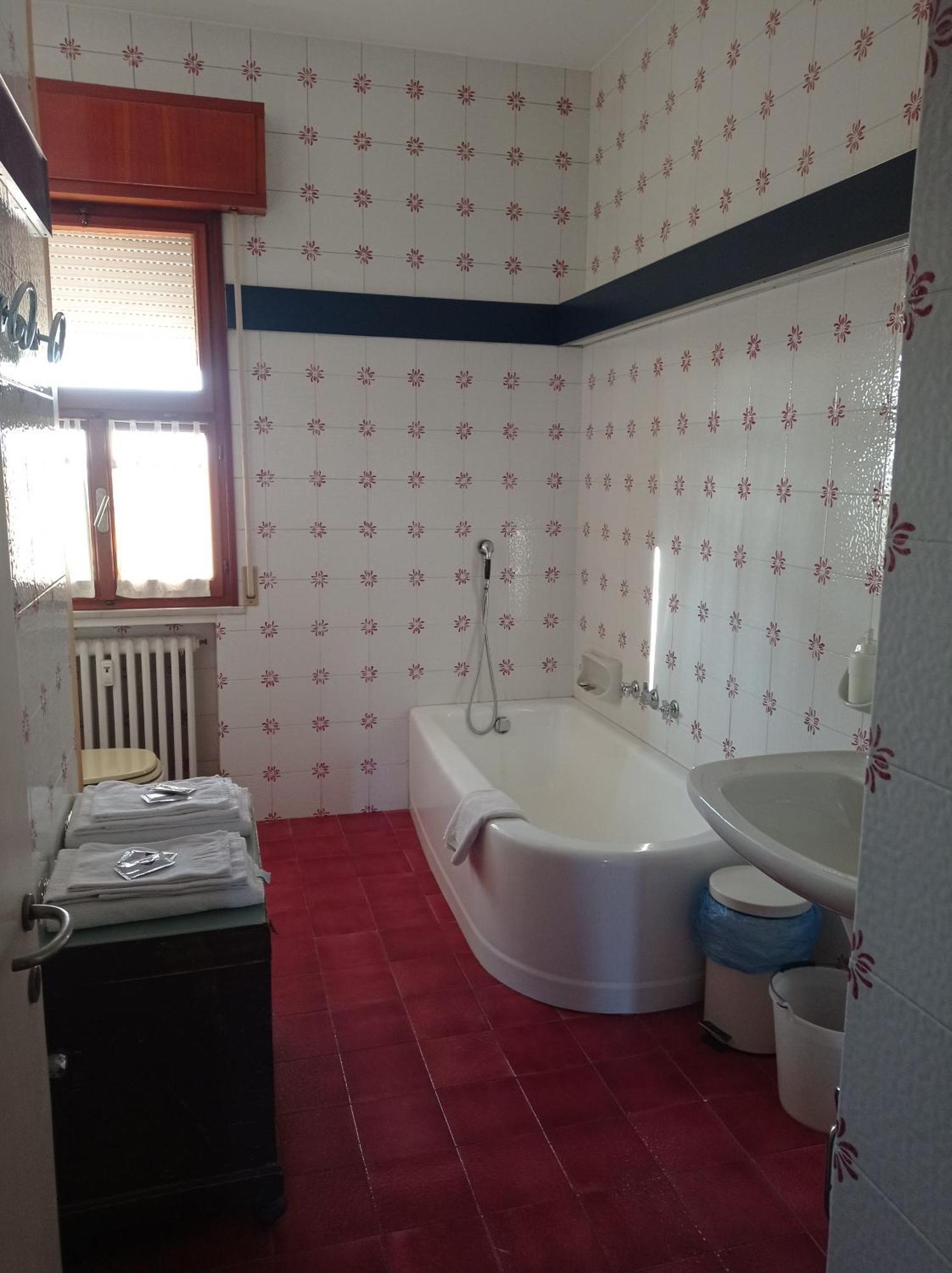 Double Room Private External Bathroom