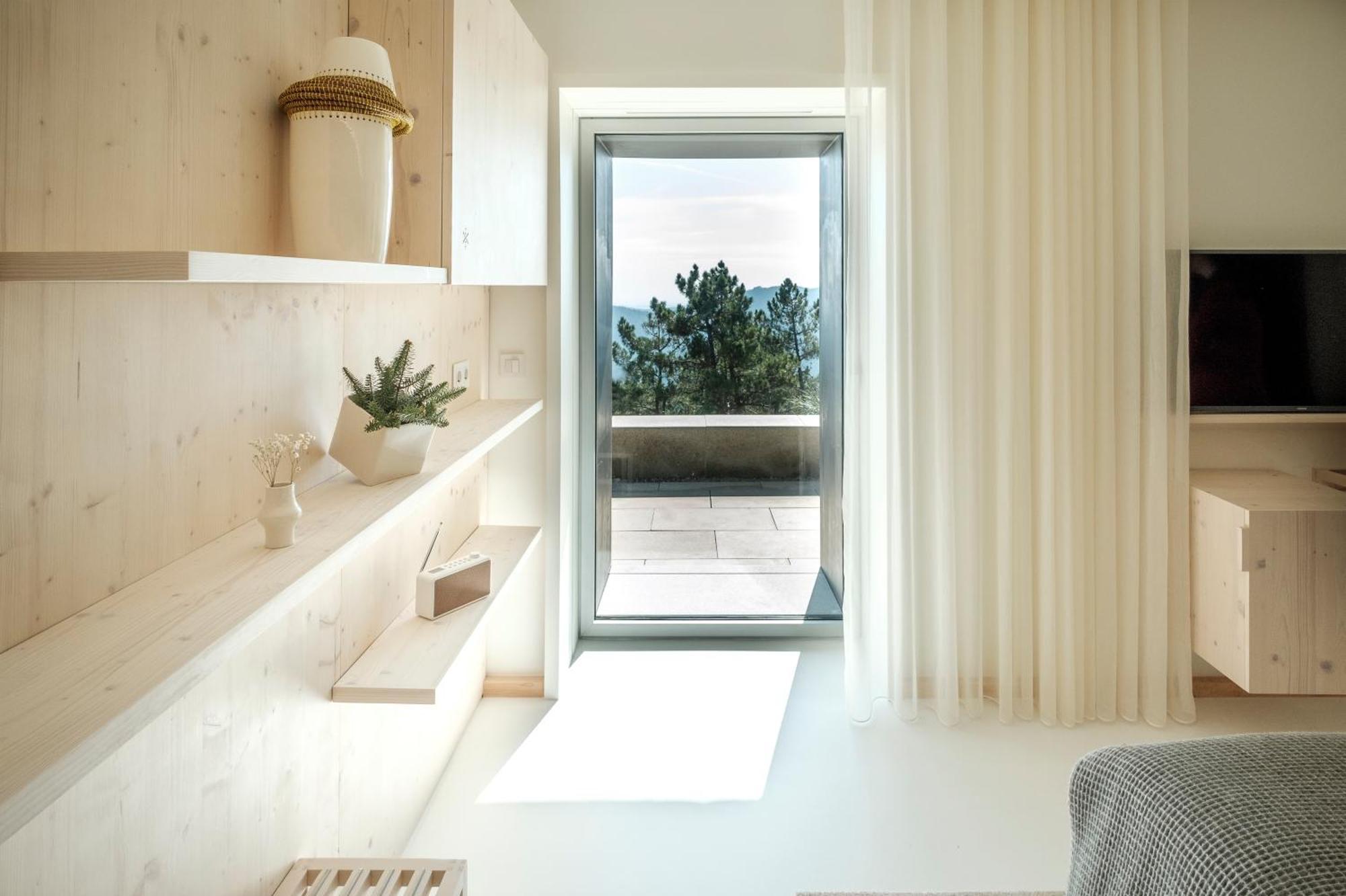 Double Room Mountain View
