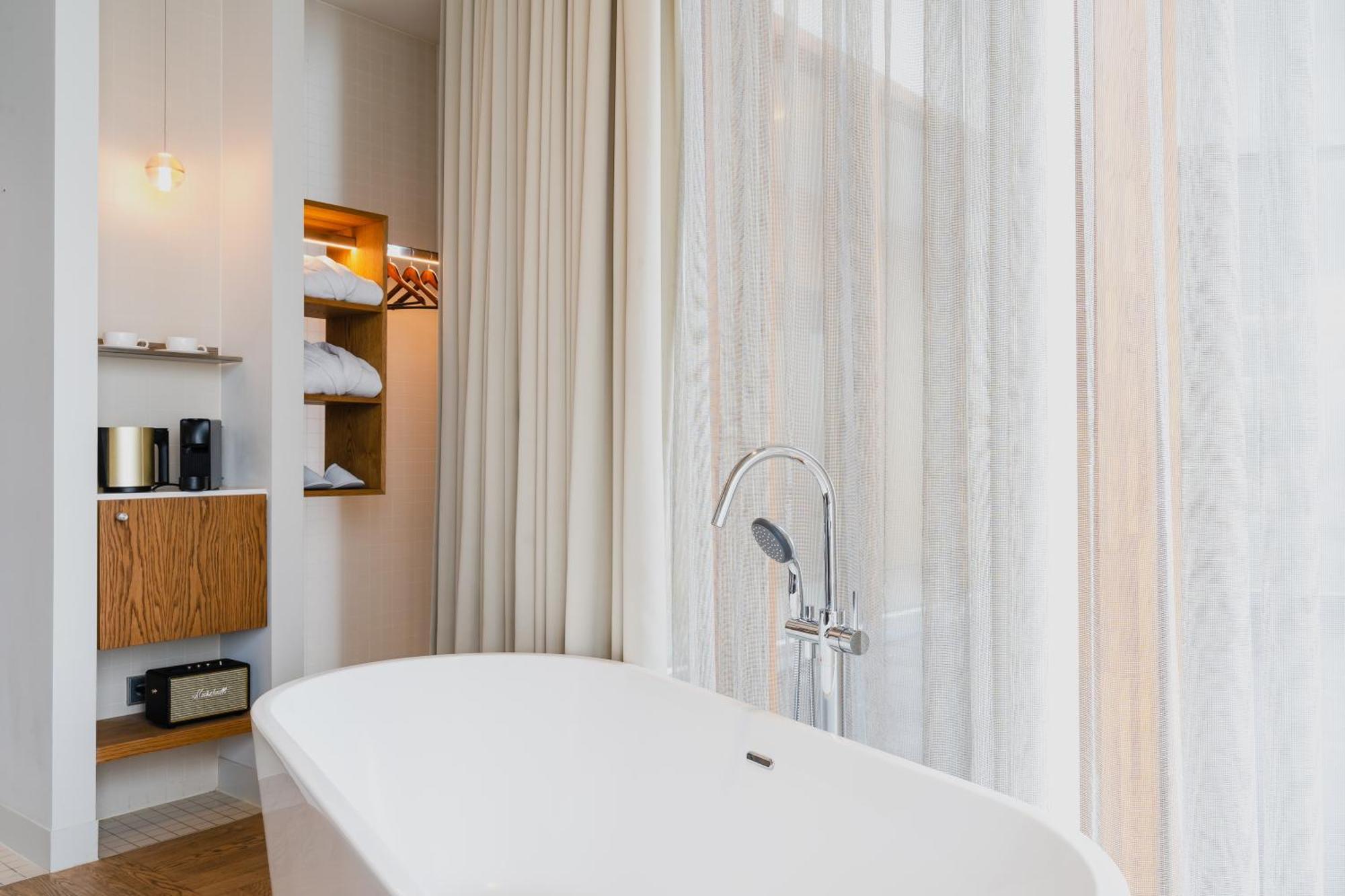 Junior Suite Double or Twin – Riverfront View