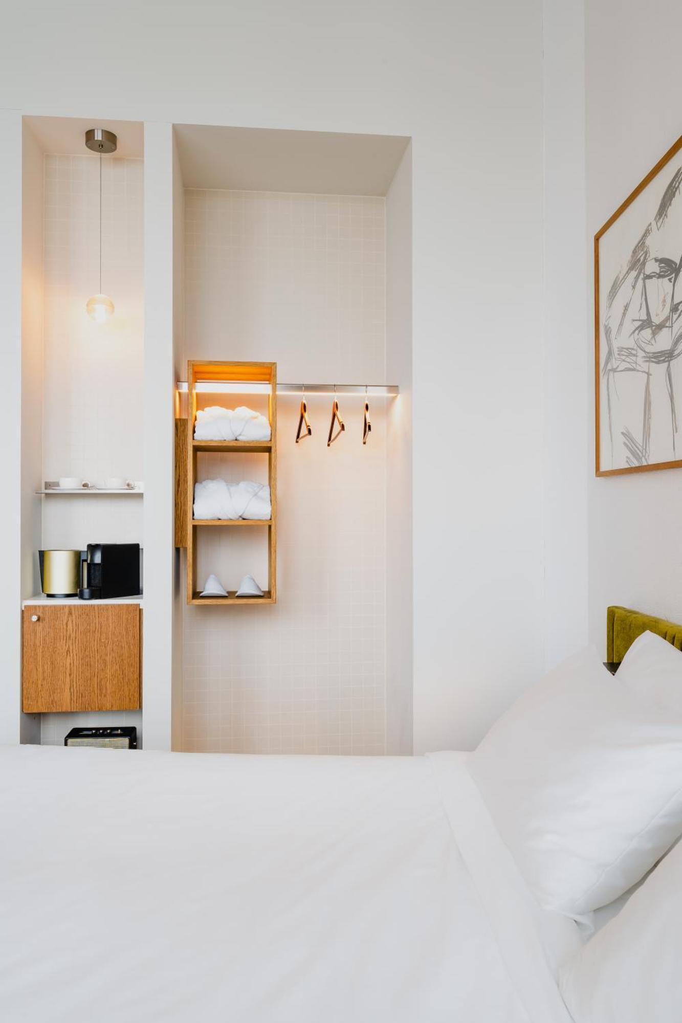Deluxe Double or Twin Room – Riverfront View