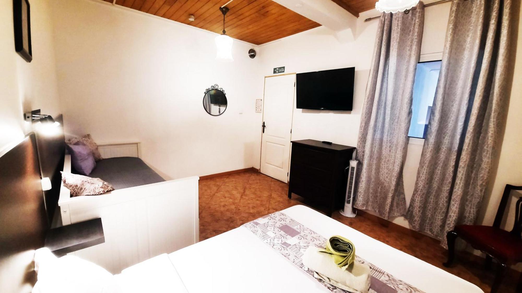 Double Twin Private Bathroom