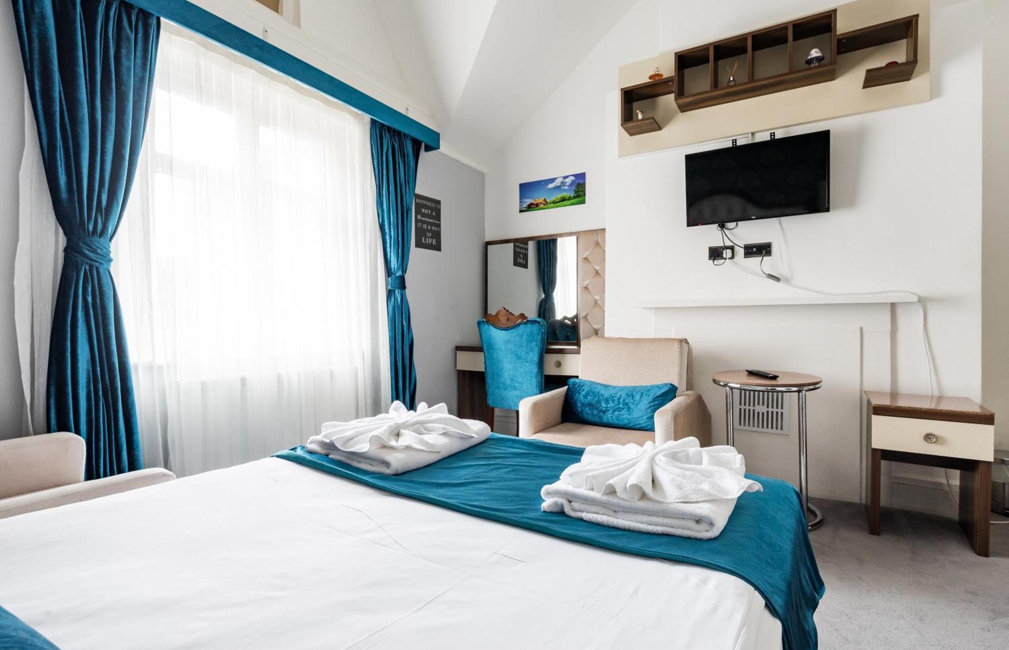 Comfort Triple Room