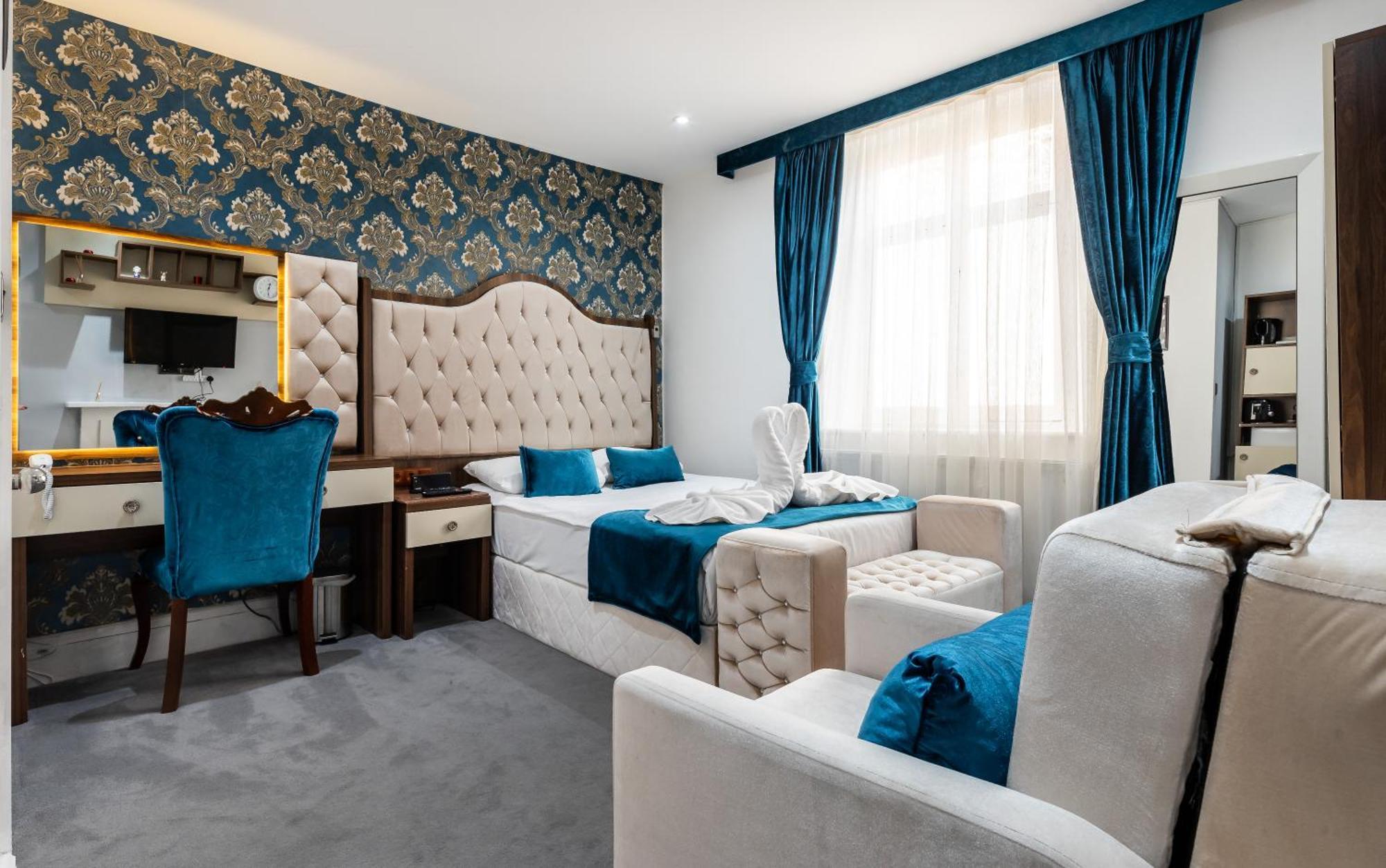 Comfort Triple Room