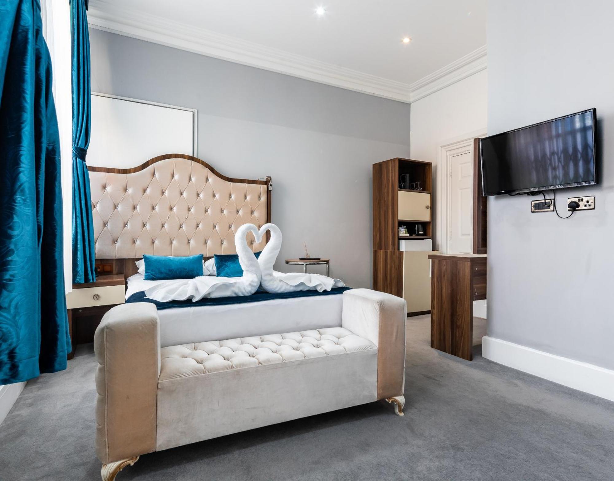 Comfort Quadruple Room