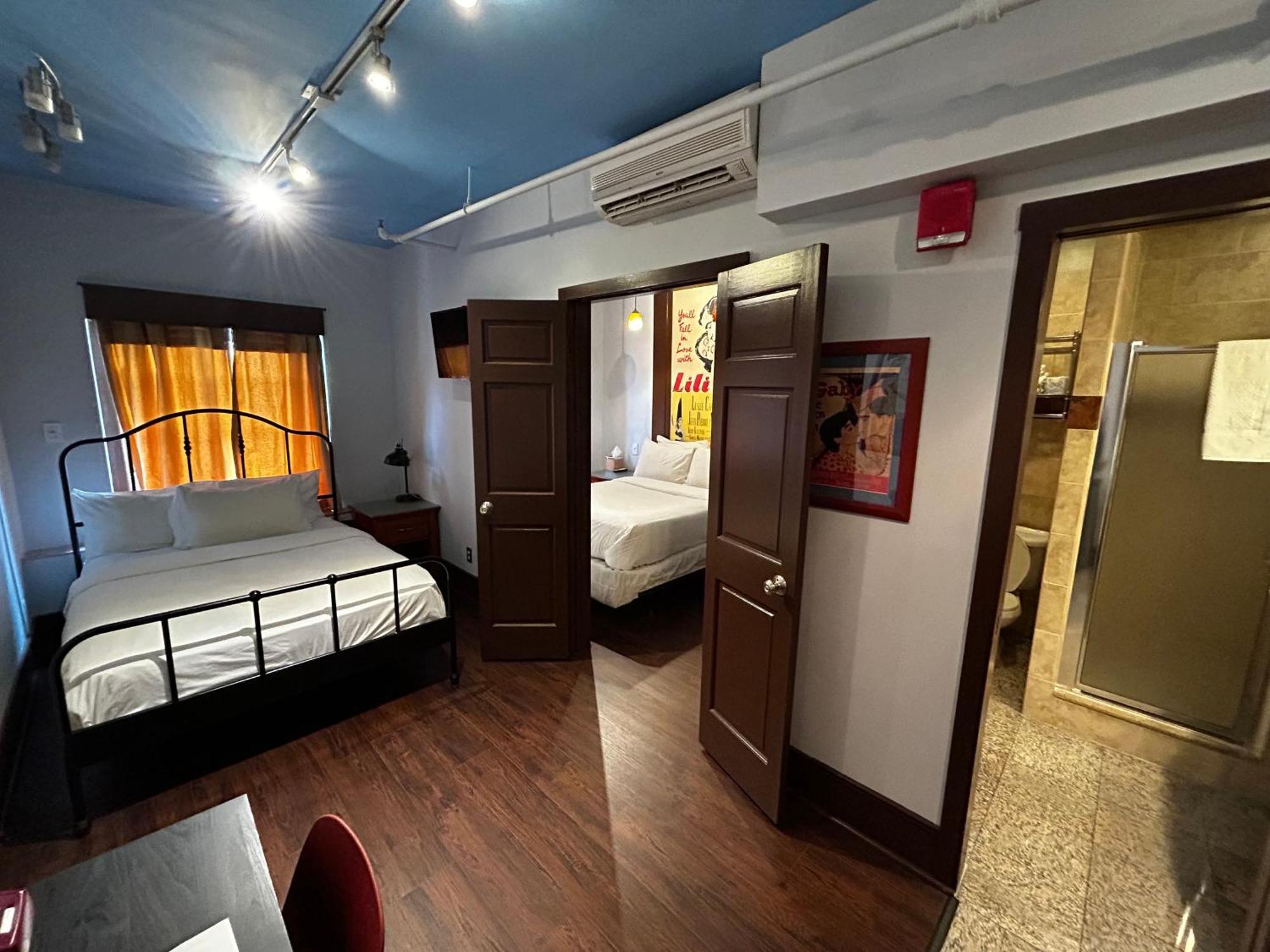 Deluxe Quadruple Room