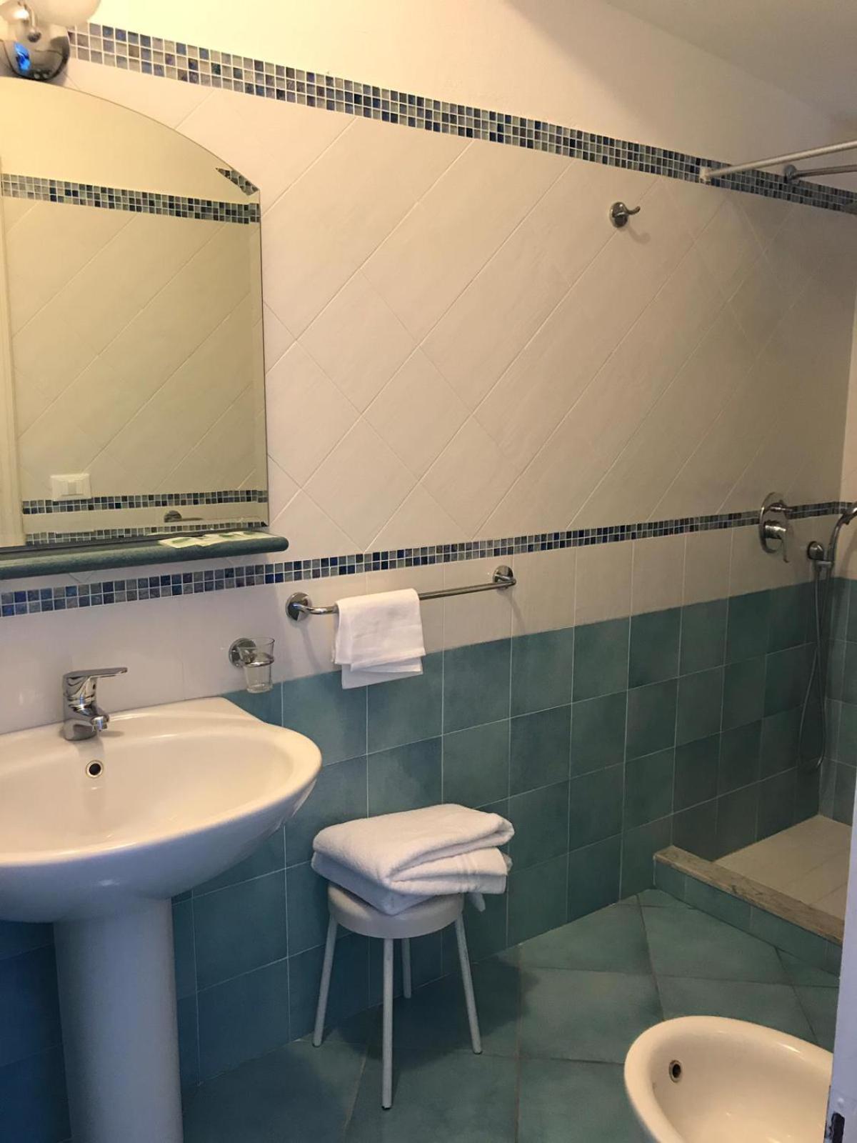 Classic Quadruple Room