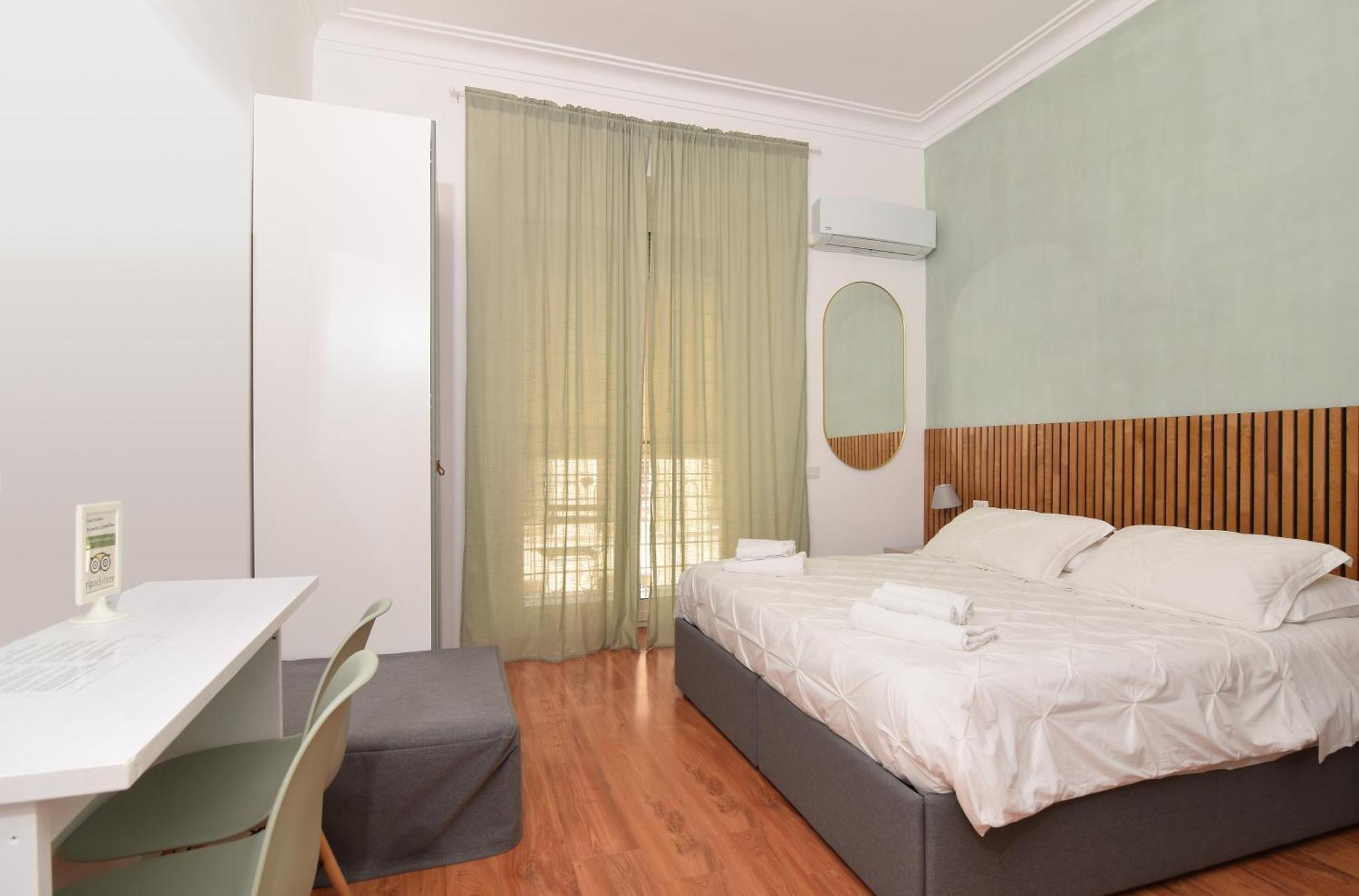 Double Room Private Bathroom