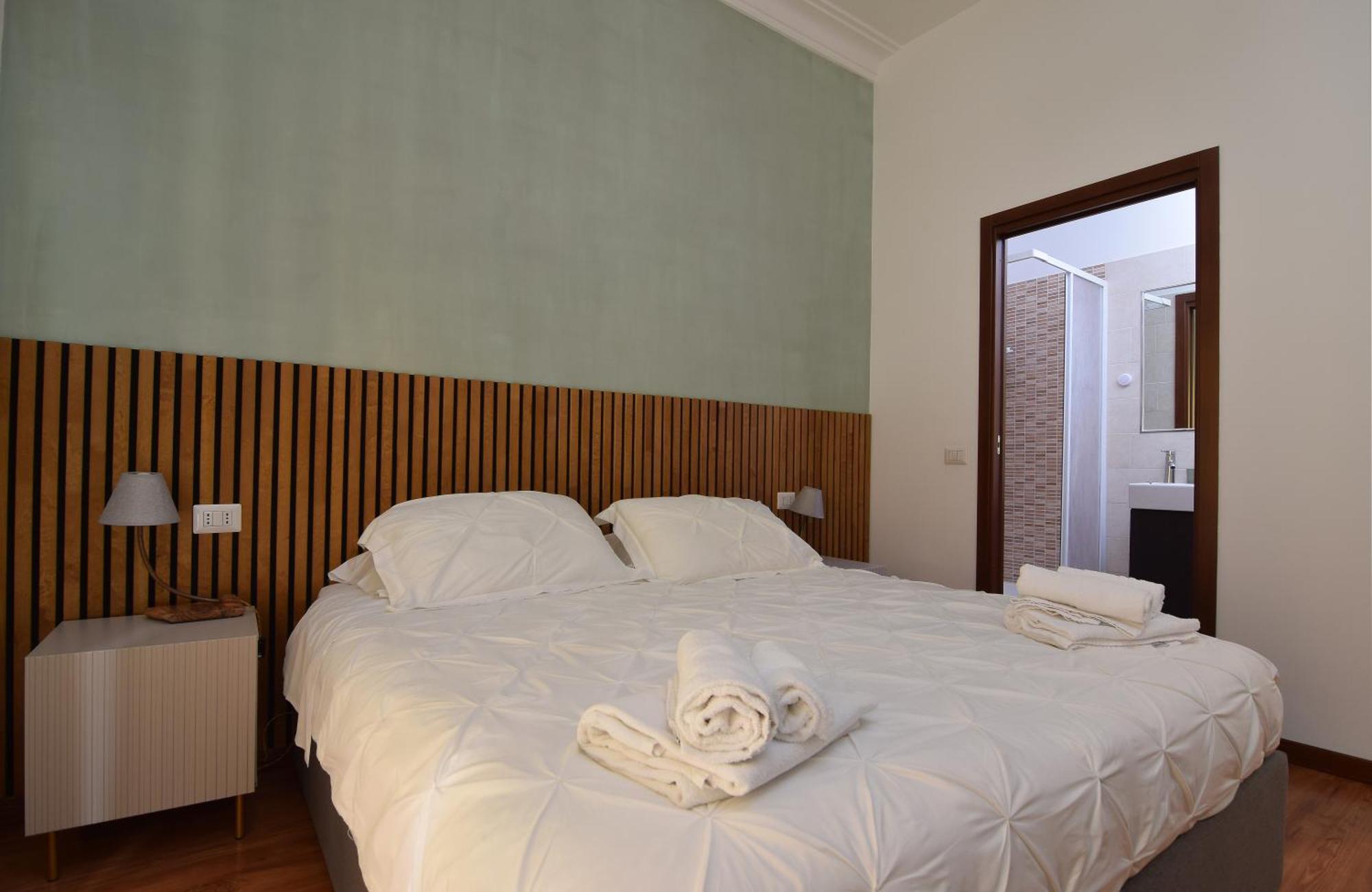 Double Room Private Bathroom