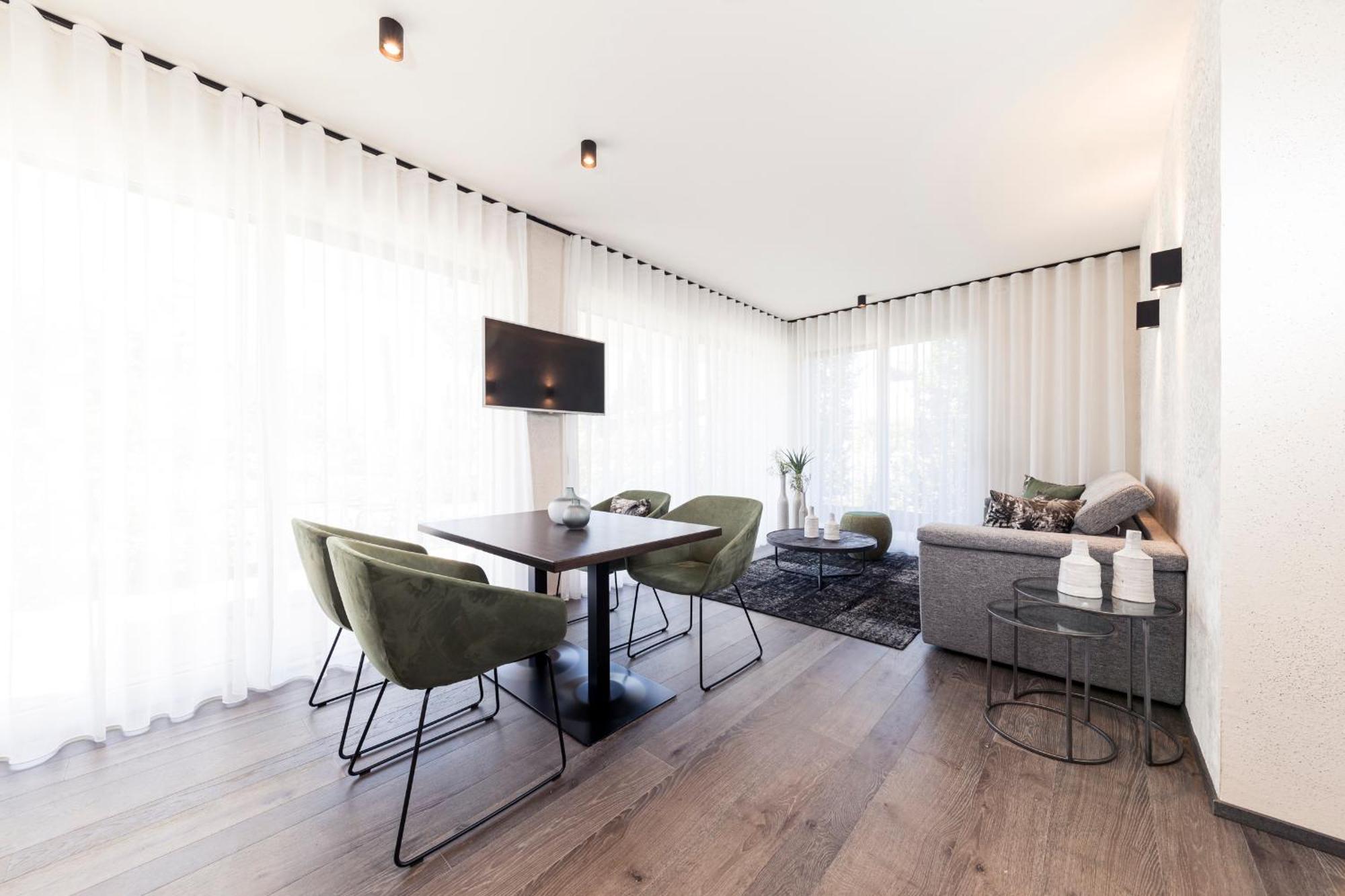 Two-Bedroom Apartment Dependance