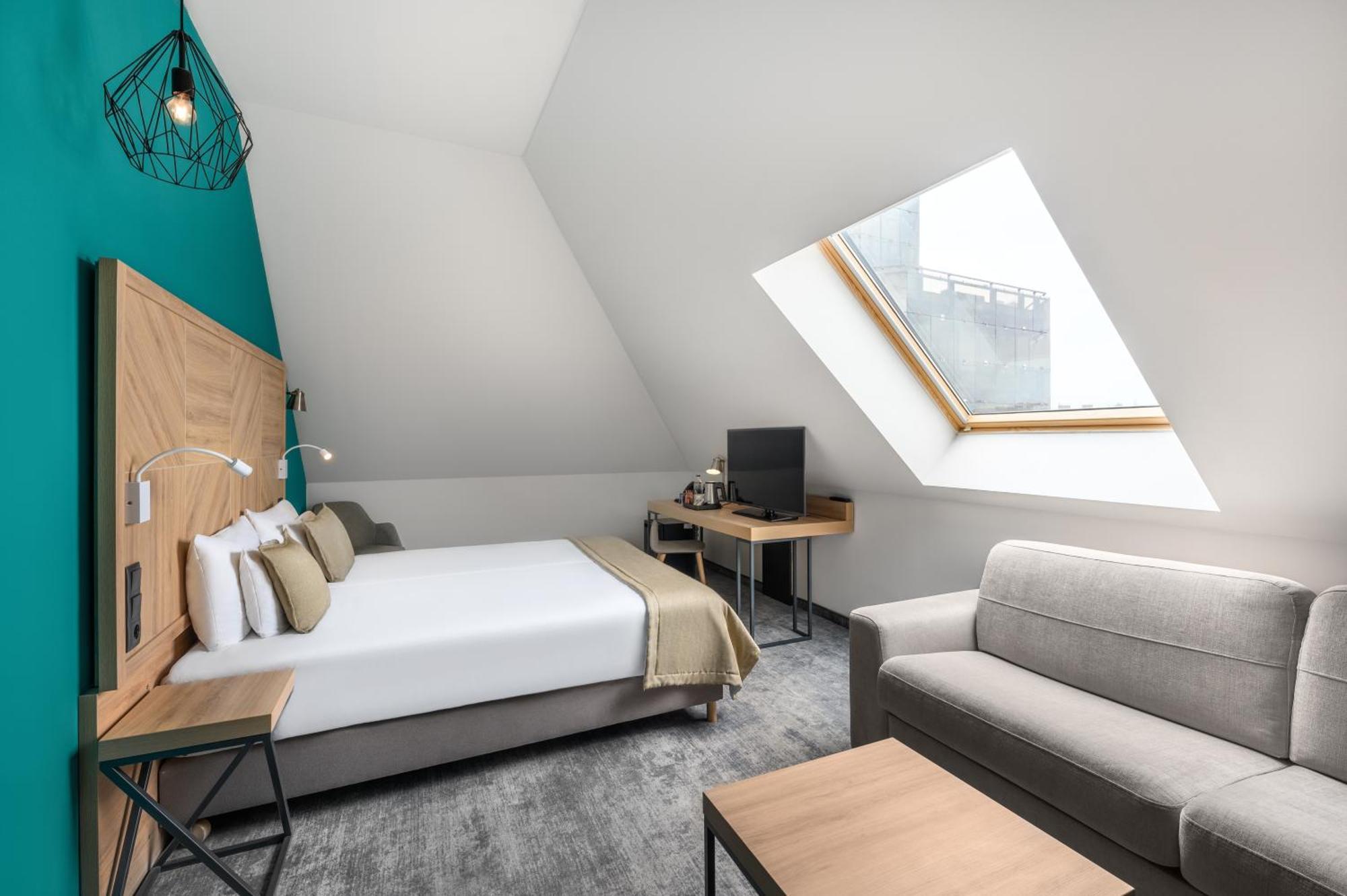 Large Double Room