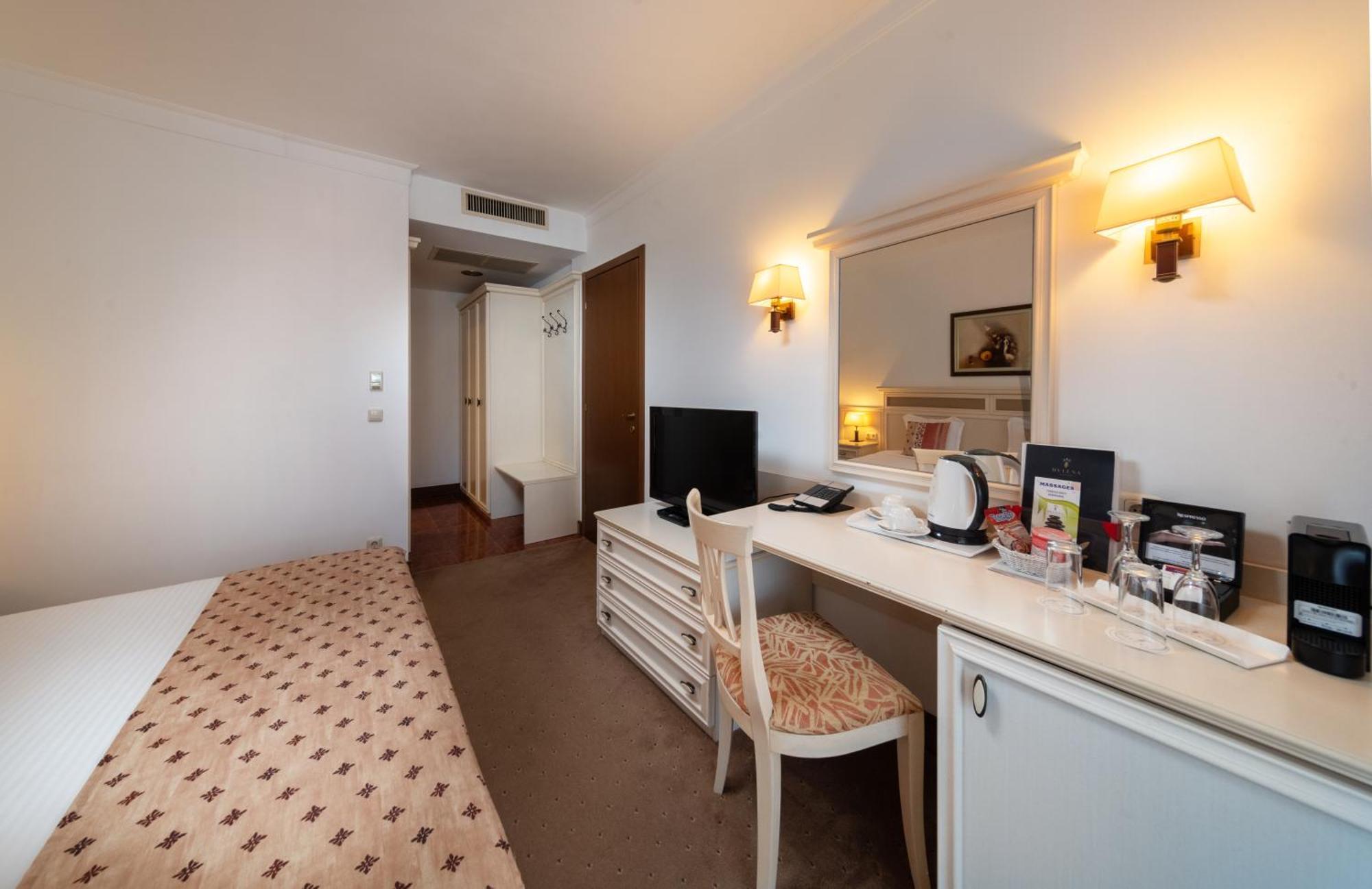 Doppel- oder Zweibettzimmer - kostenloser Zugang zum Strand