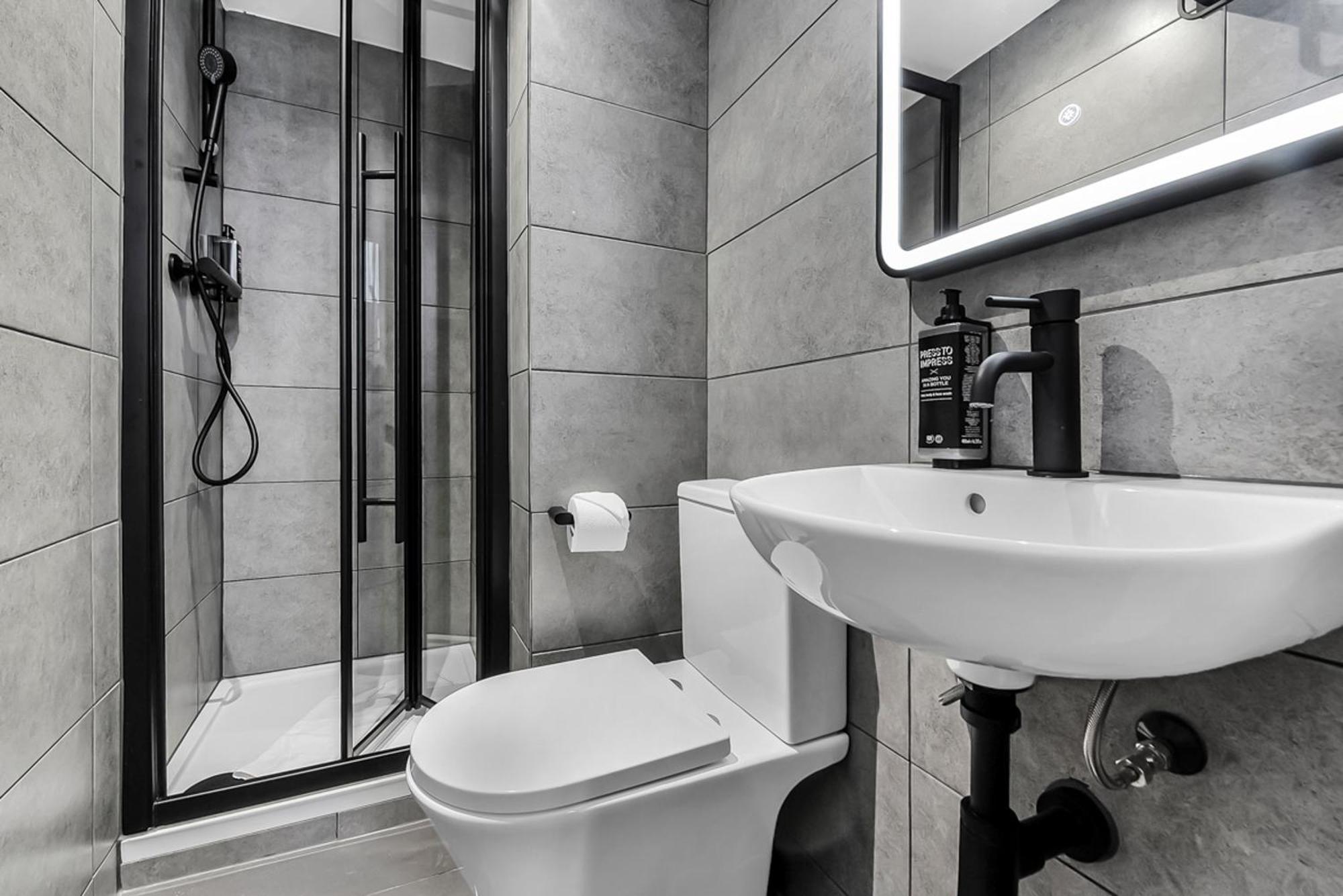 Quarto The Compact
