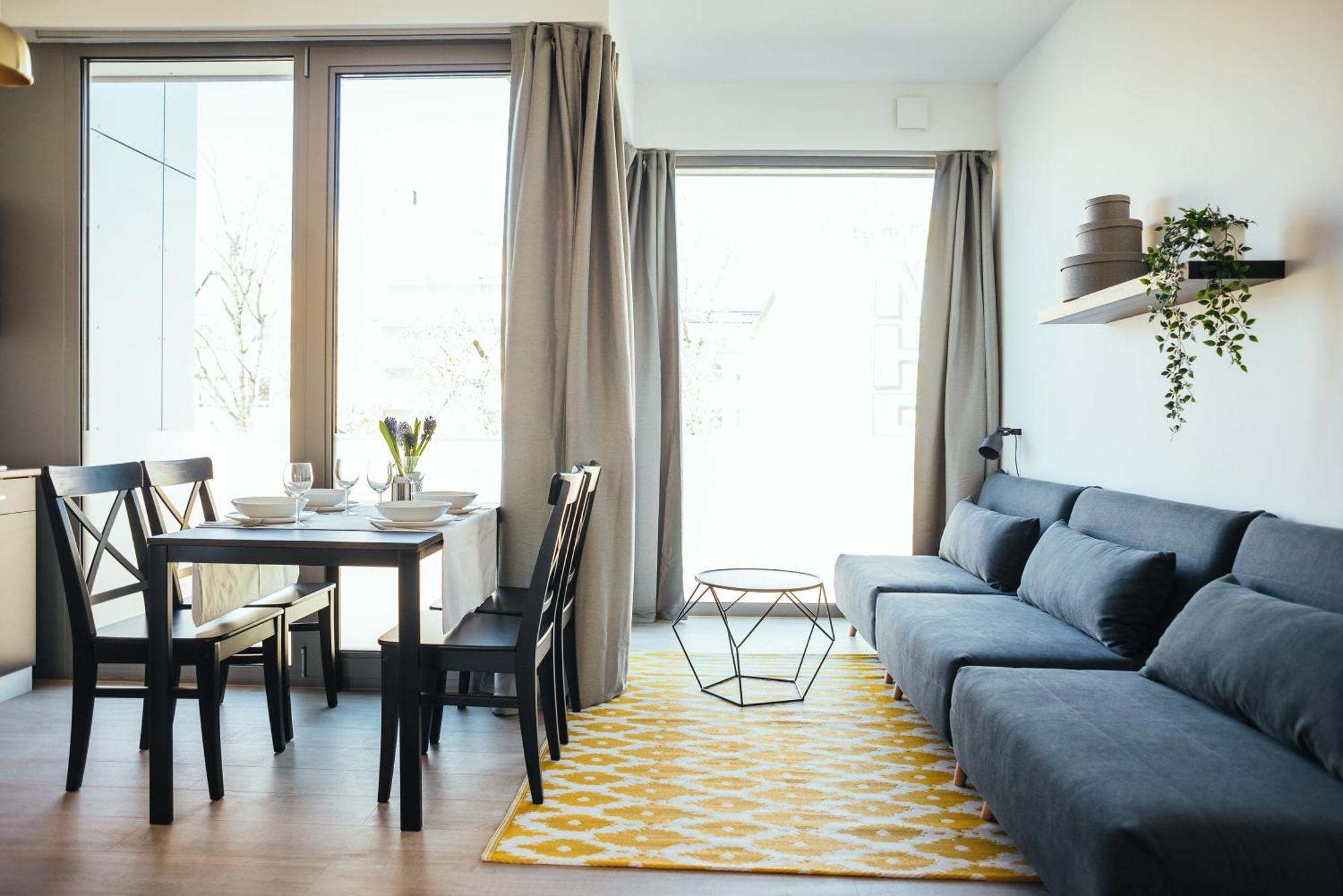 One-Bedroom Apartment
