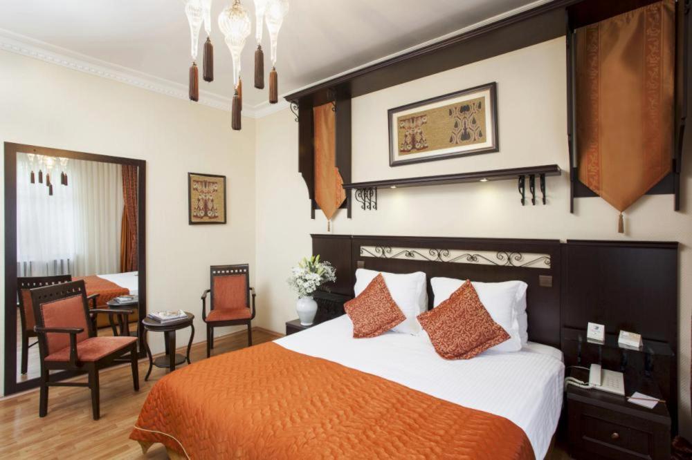 Double or Twin Room City View