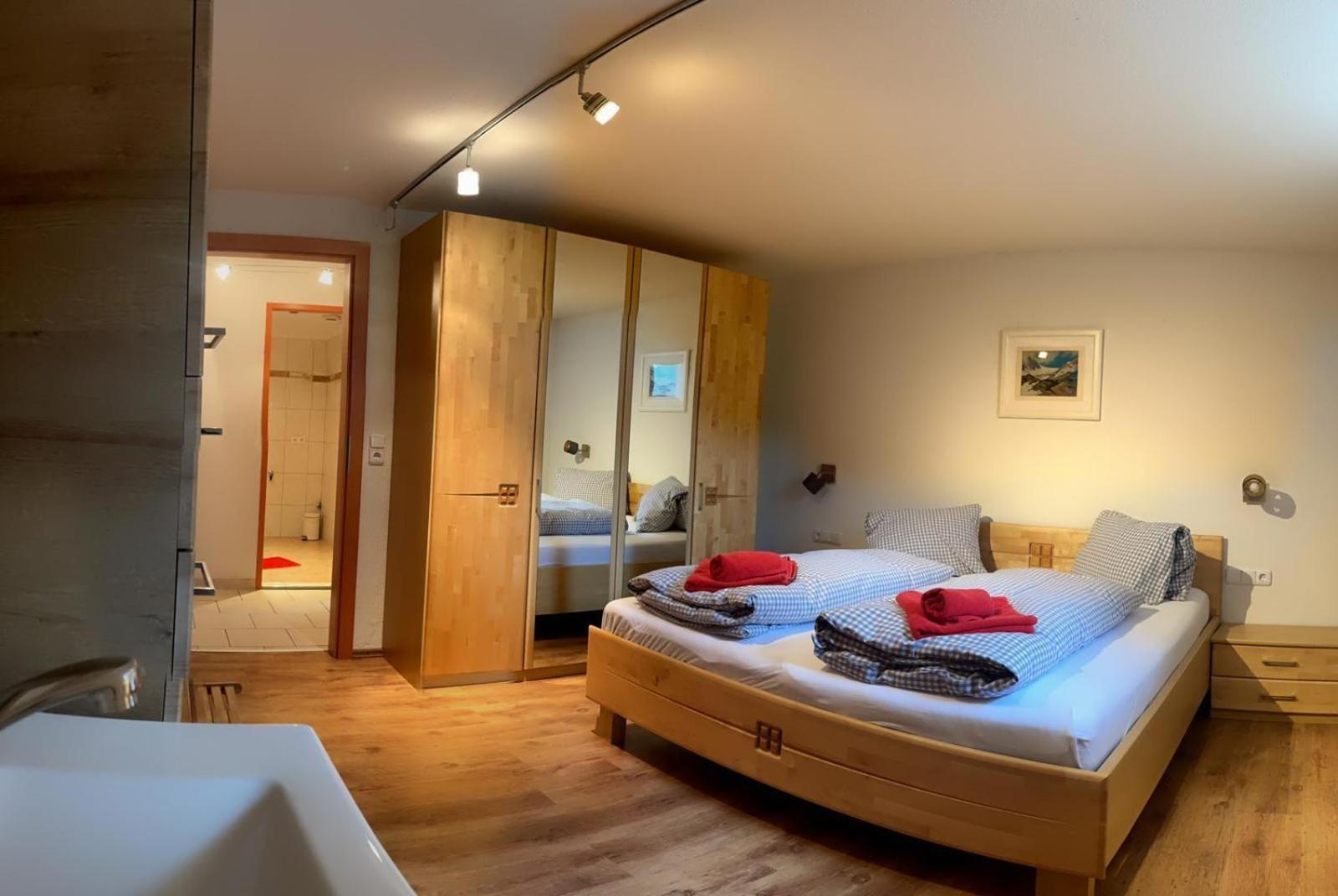 Two-Bedroom Apartment Mountain View