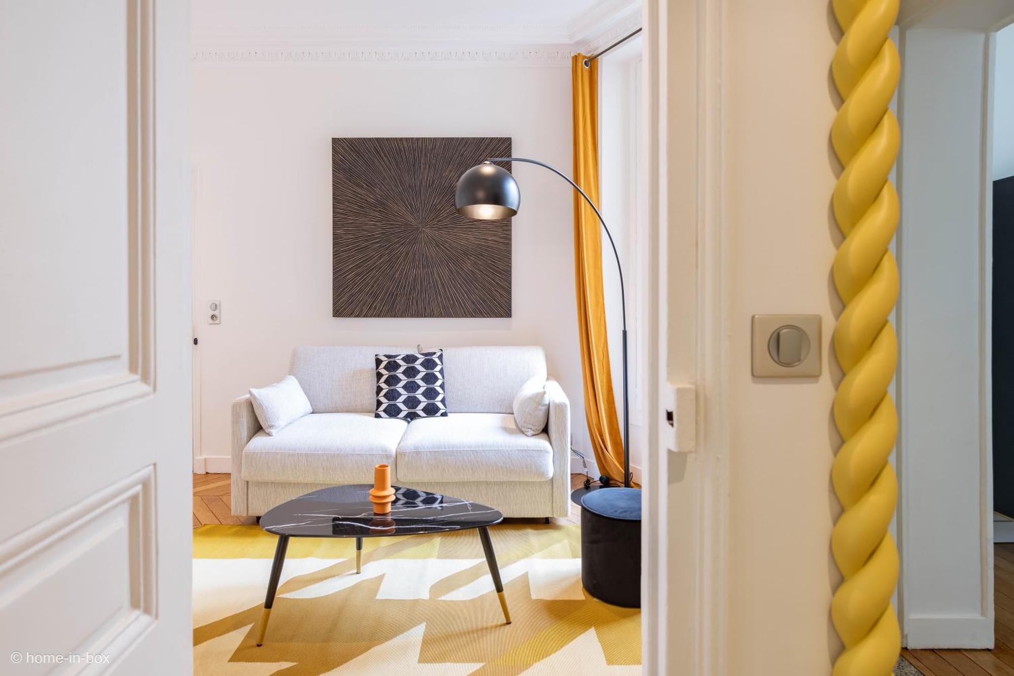 One-Bedroom Apartment