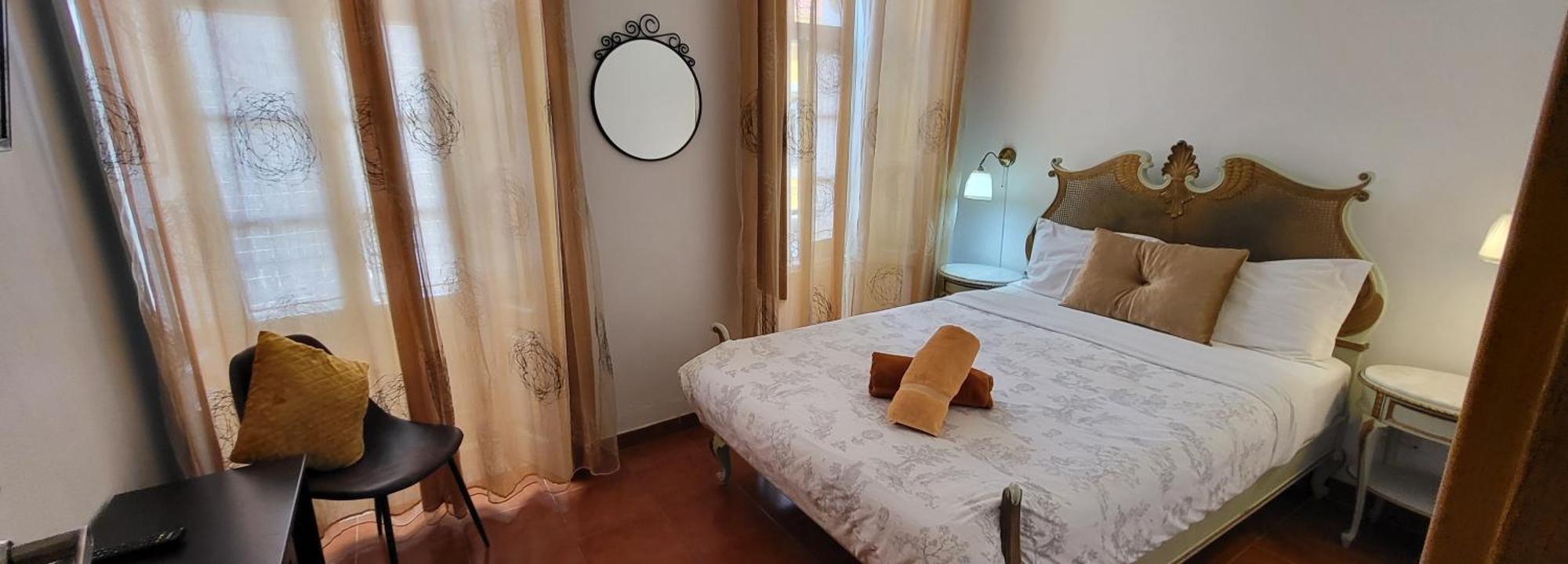 Double Room Private External Bathroom