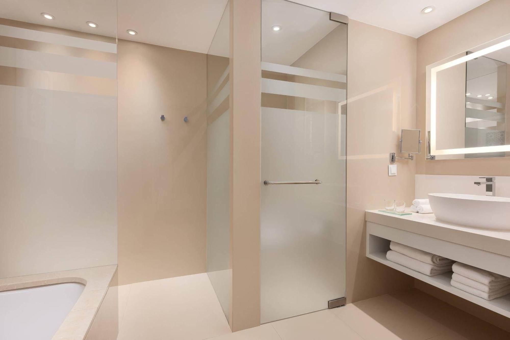 Deluxe Twin Room with Resort View,1612953740:JPEG