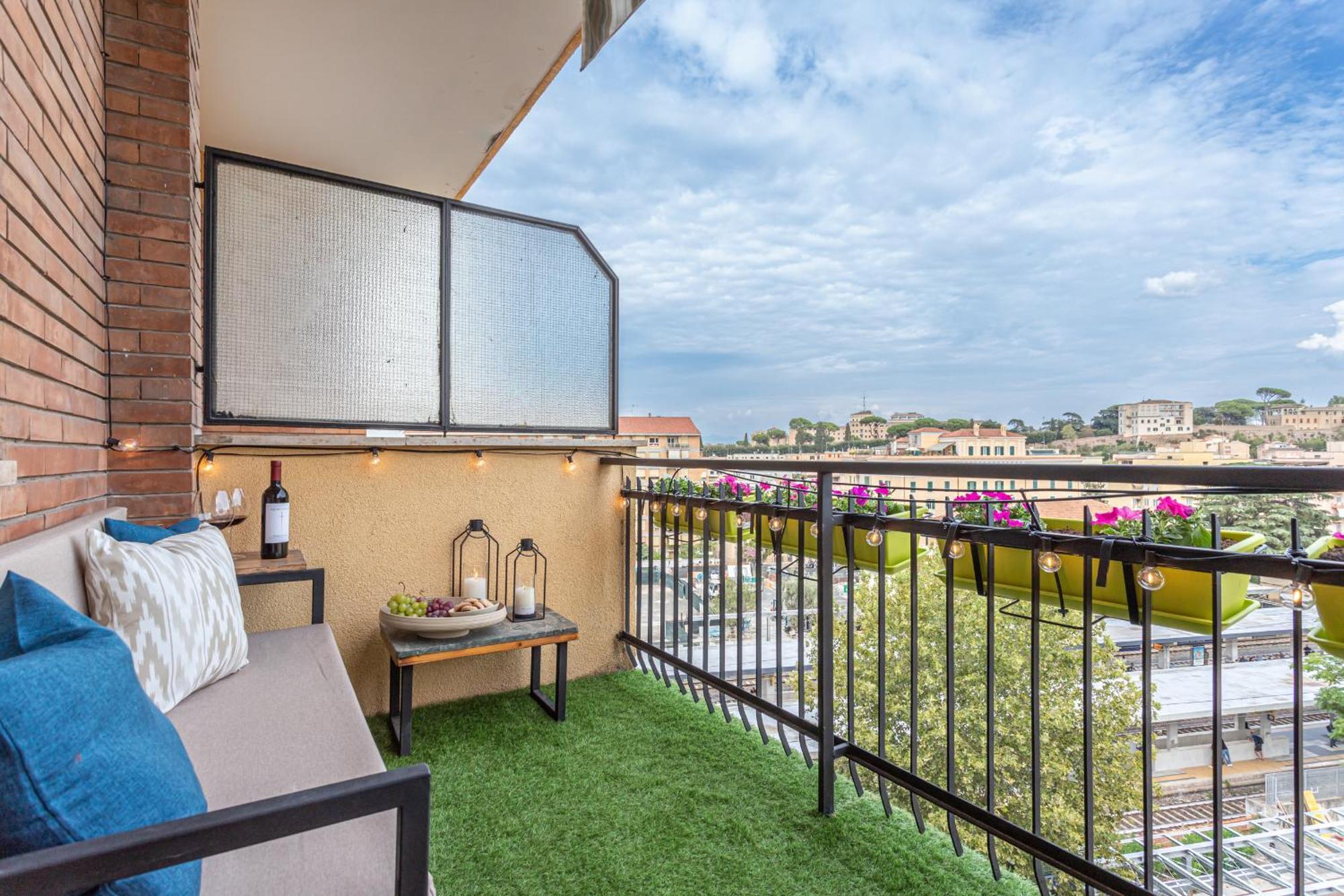 Two-Bedroom Deluxe Apartment Balcony