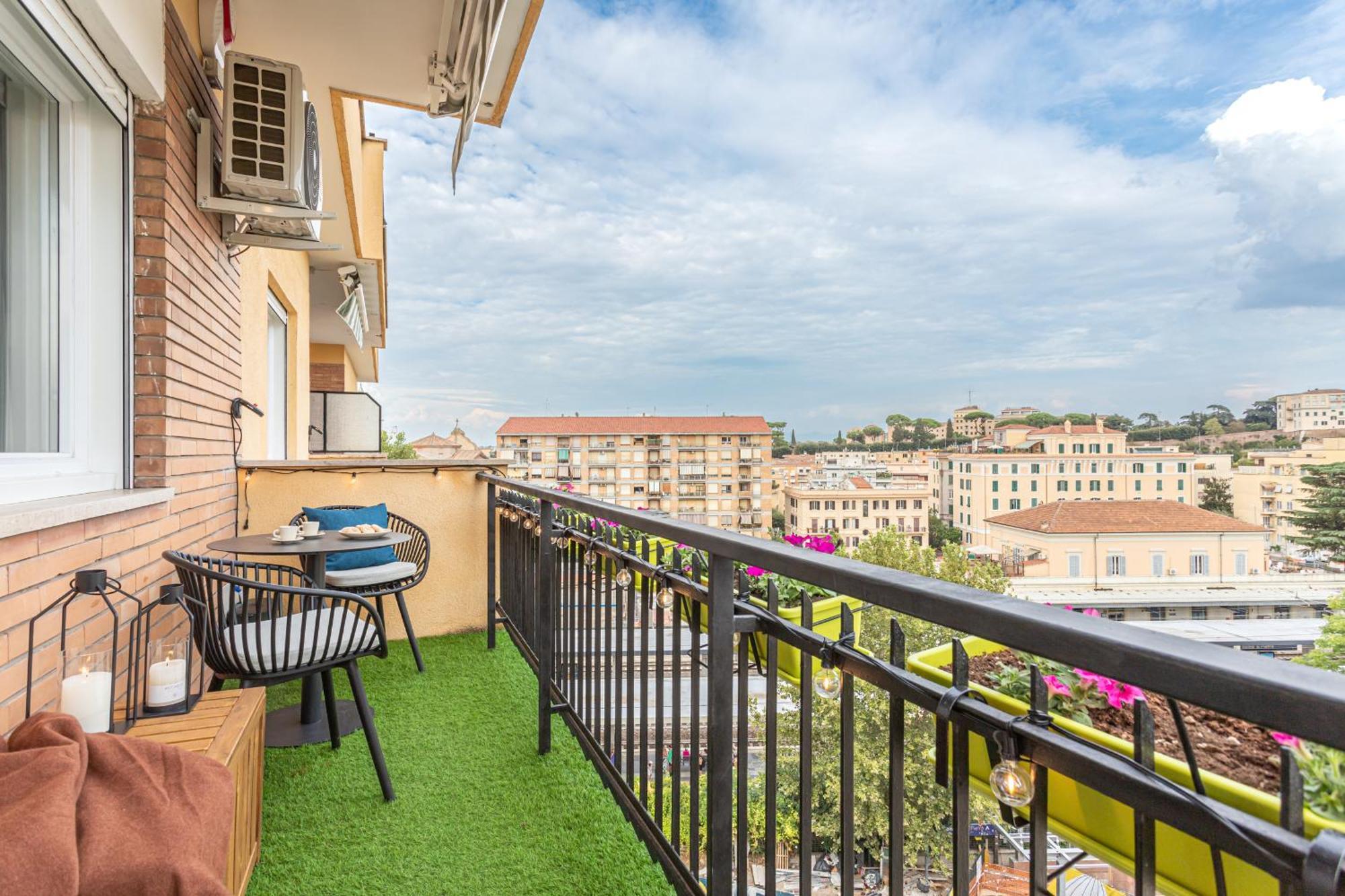 Two-Bedroom Deluxe Apartment Balcony