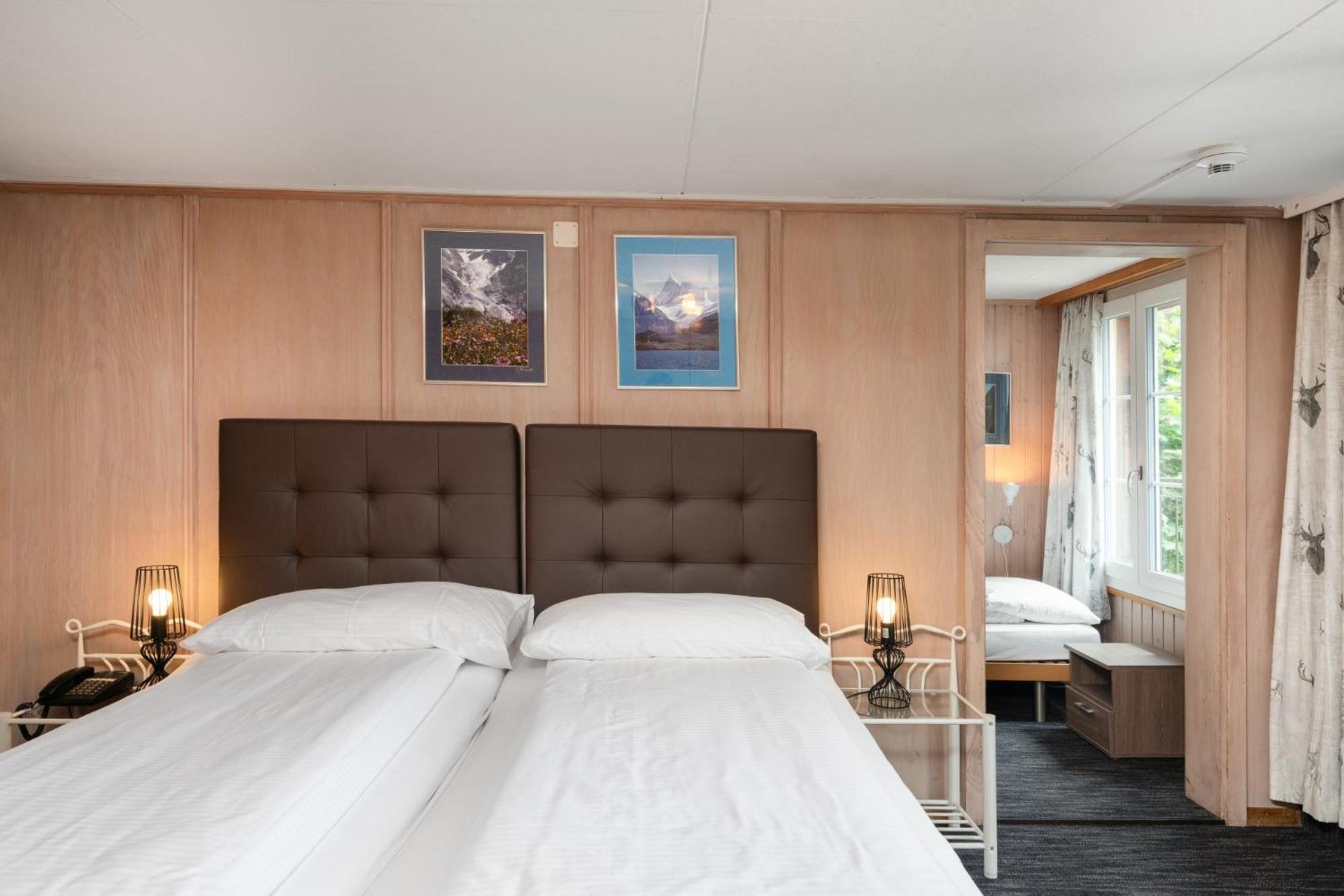 Triple Room Private Bathroom Eiger View