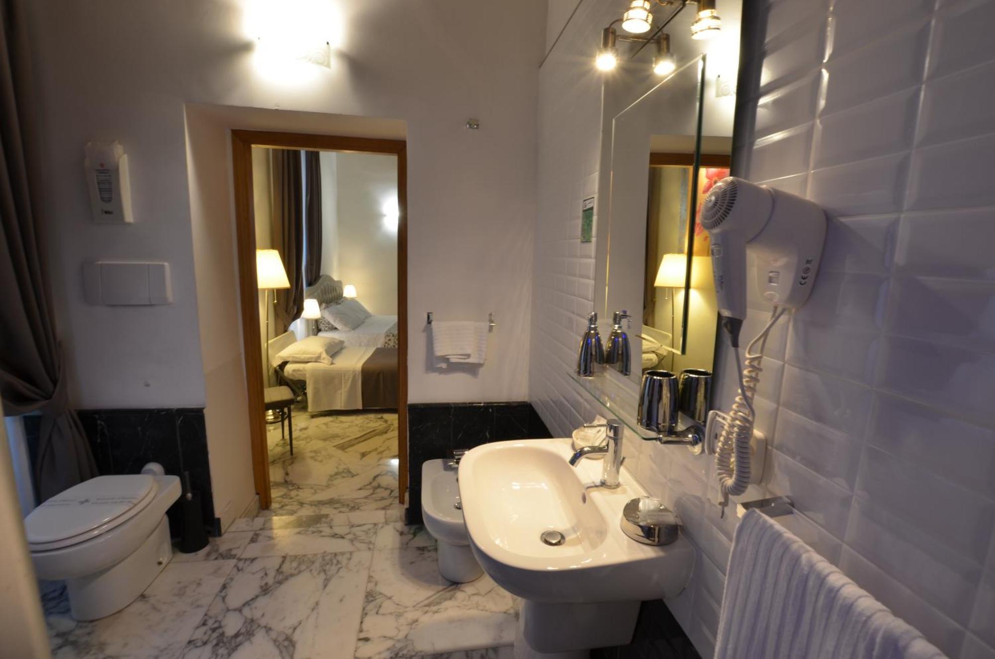Comfort Quadruple Room