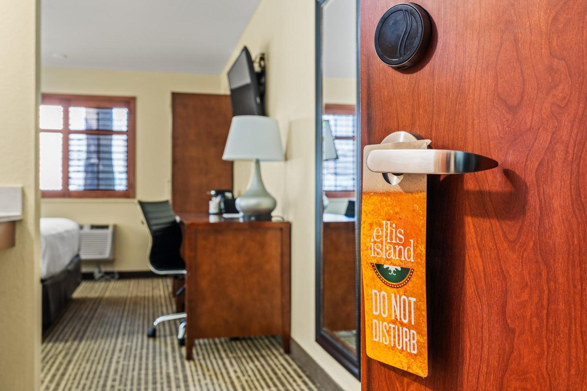 King Room Disability Access or Non-Smoking