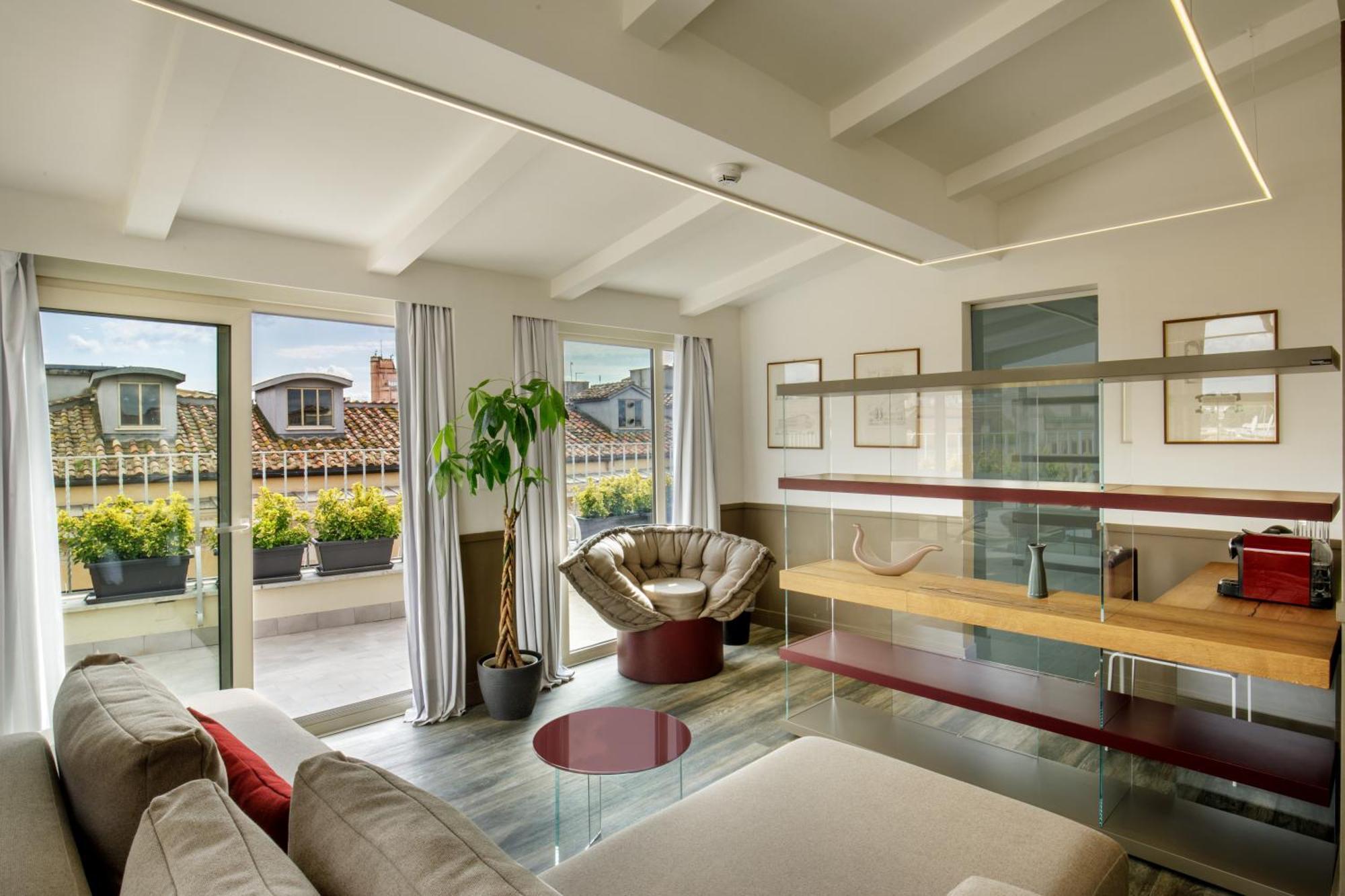 Suite mit offenem Schnitt und Terrasse