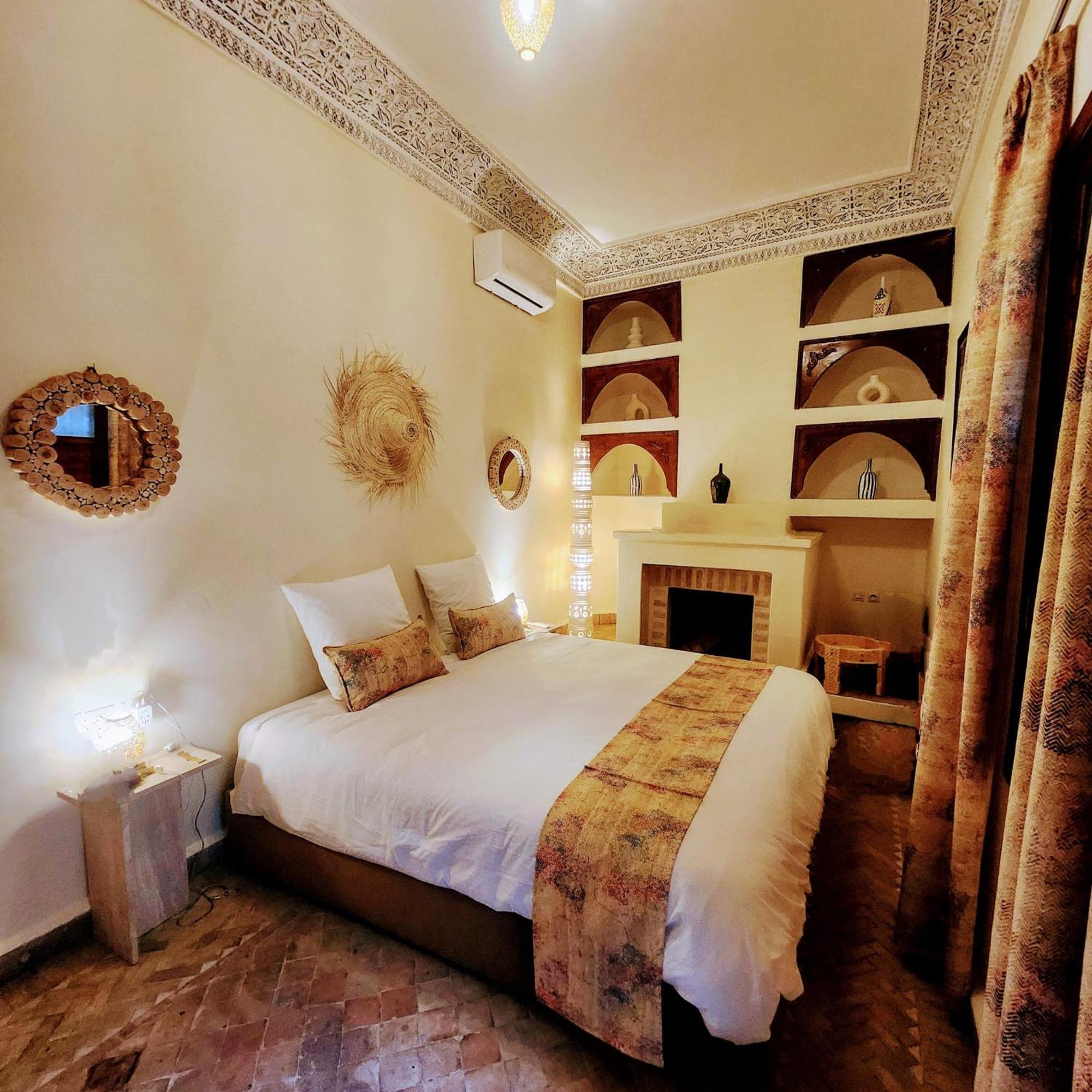 Deluxe Double or Twin Room Pool View