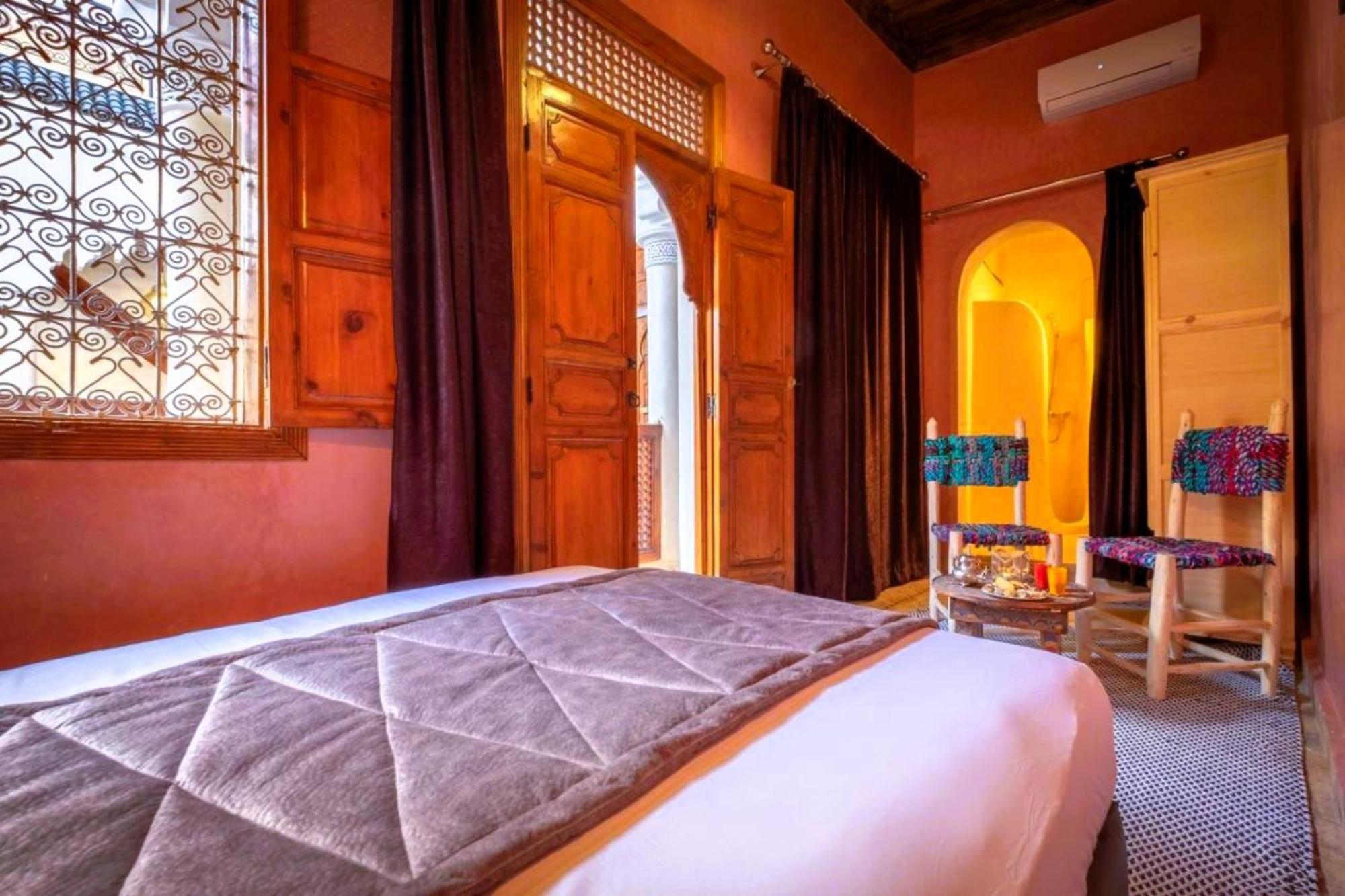 Double Room Private Bathroom