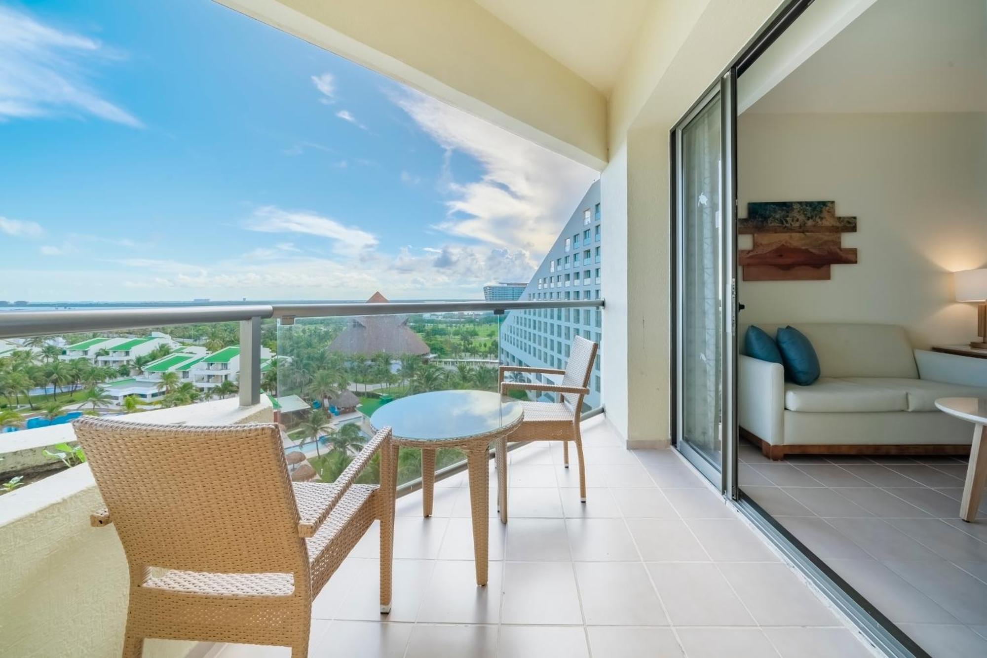 Quarto Premium com Vista do Mar e Varanda