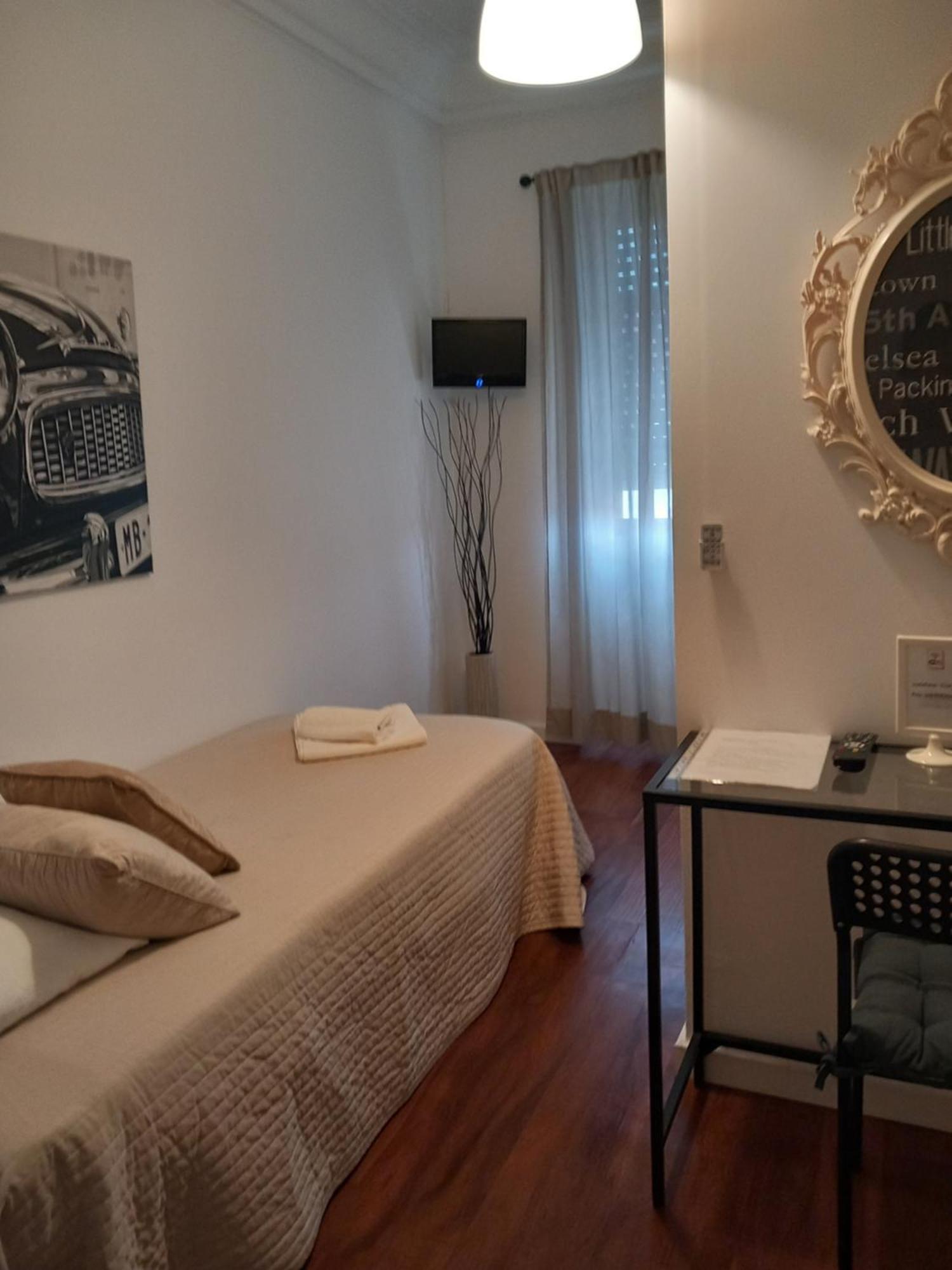 Single Room Private Bathroom