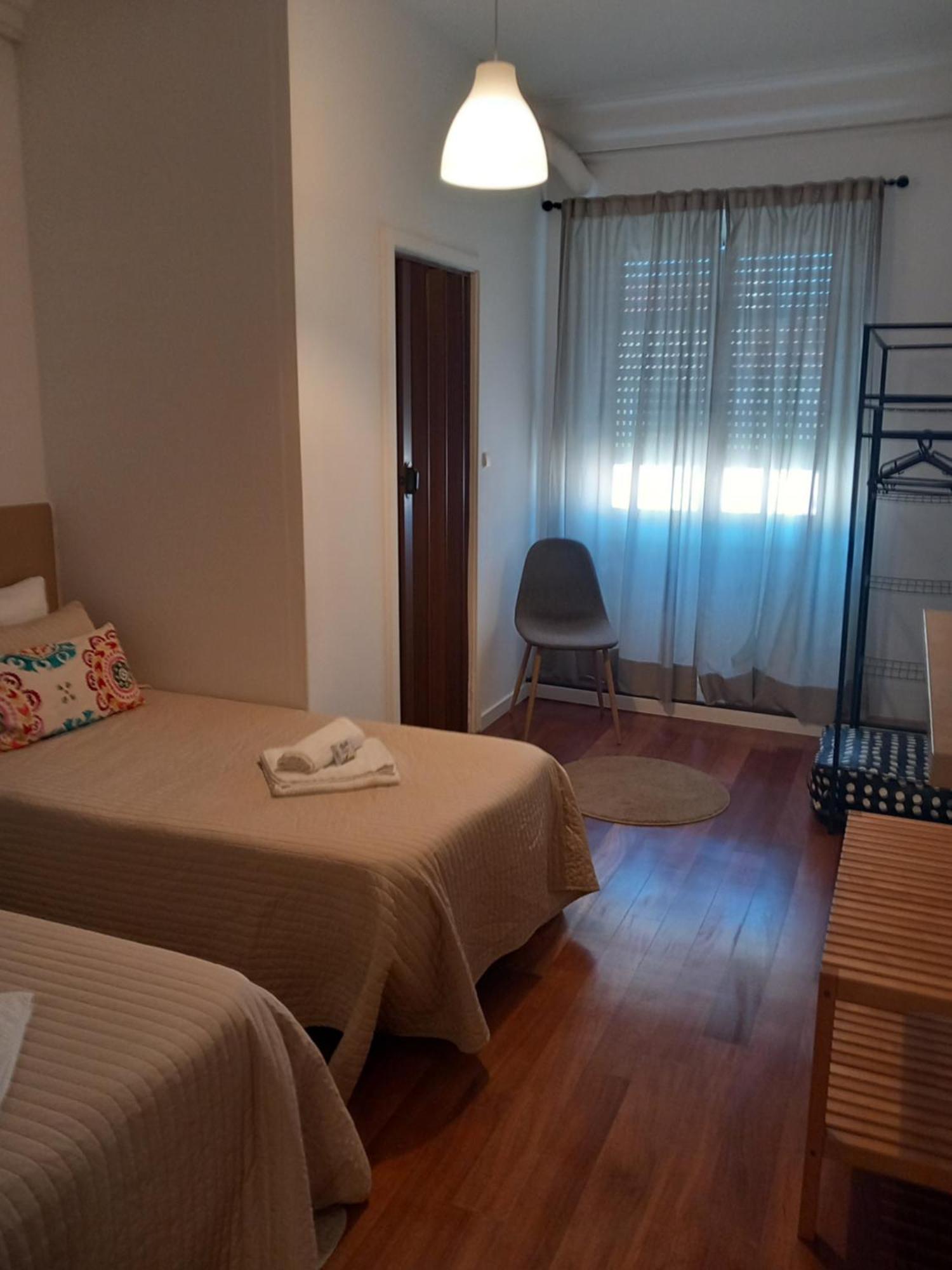 Twin Room Private Bathroom