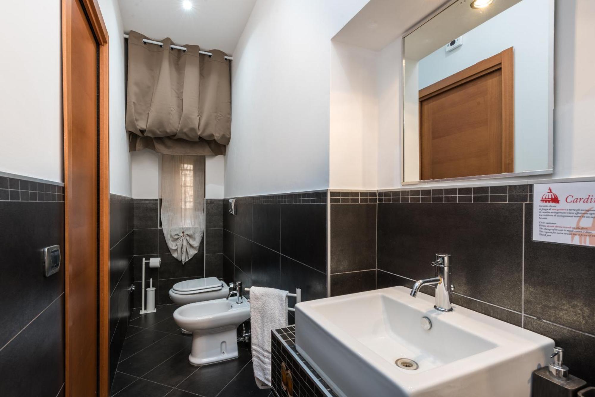 Triple Room Private Bathroom