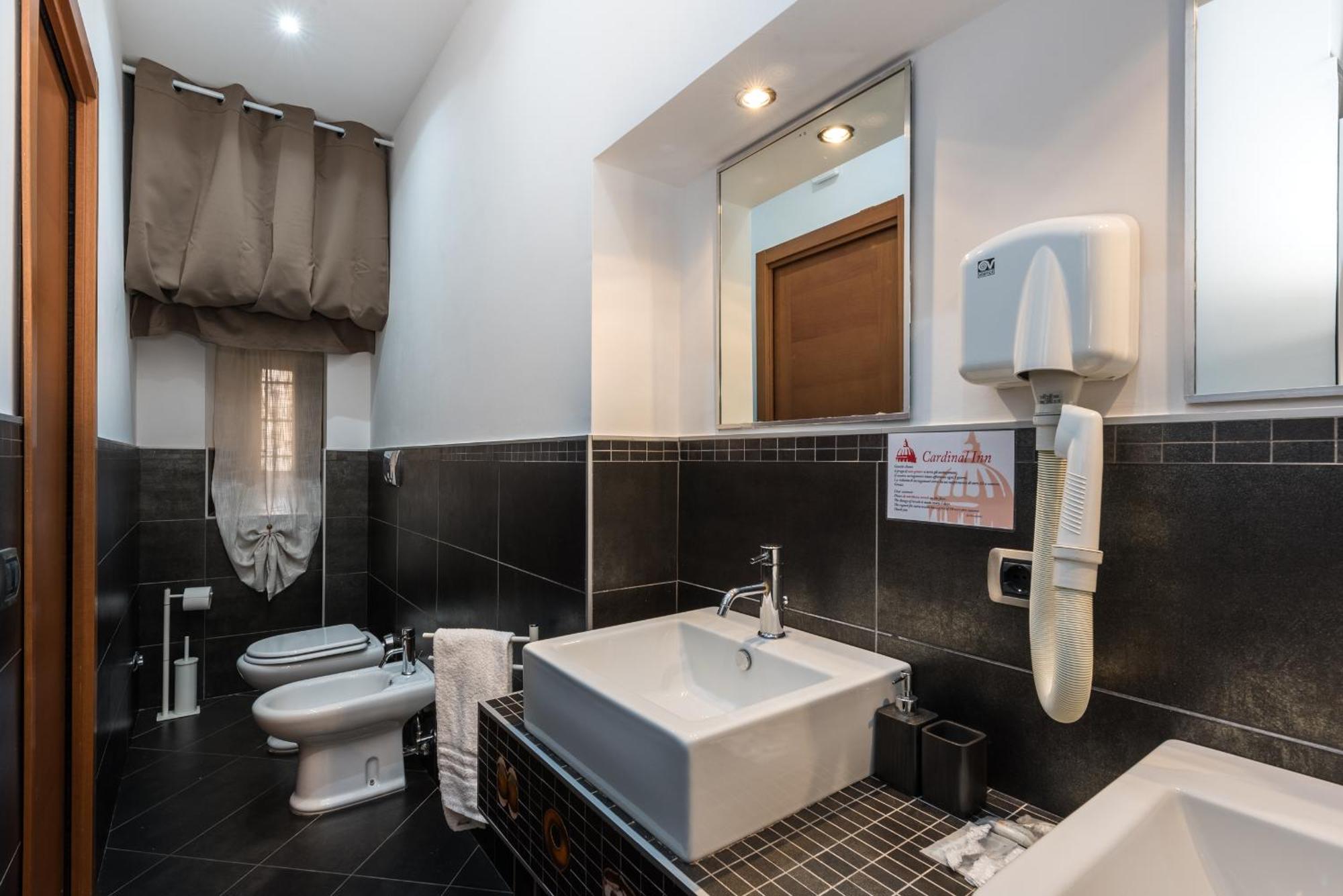 Triple Room Private Bathroom