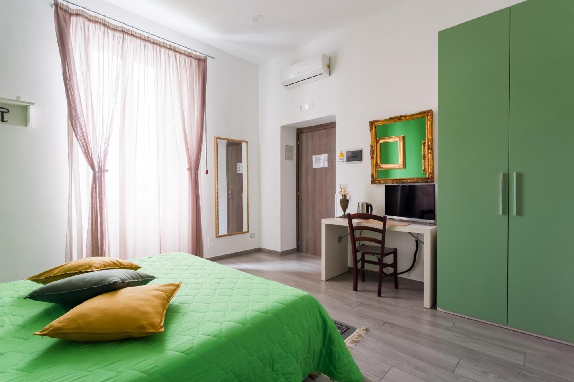 King Room